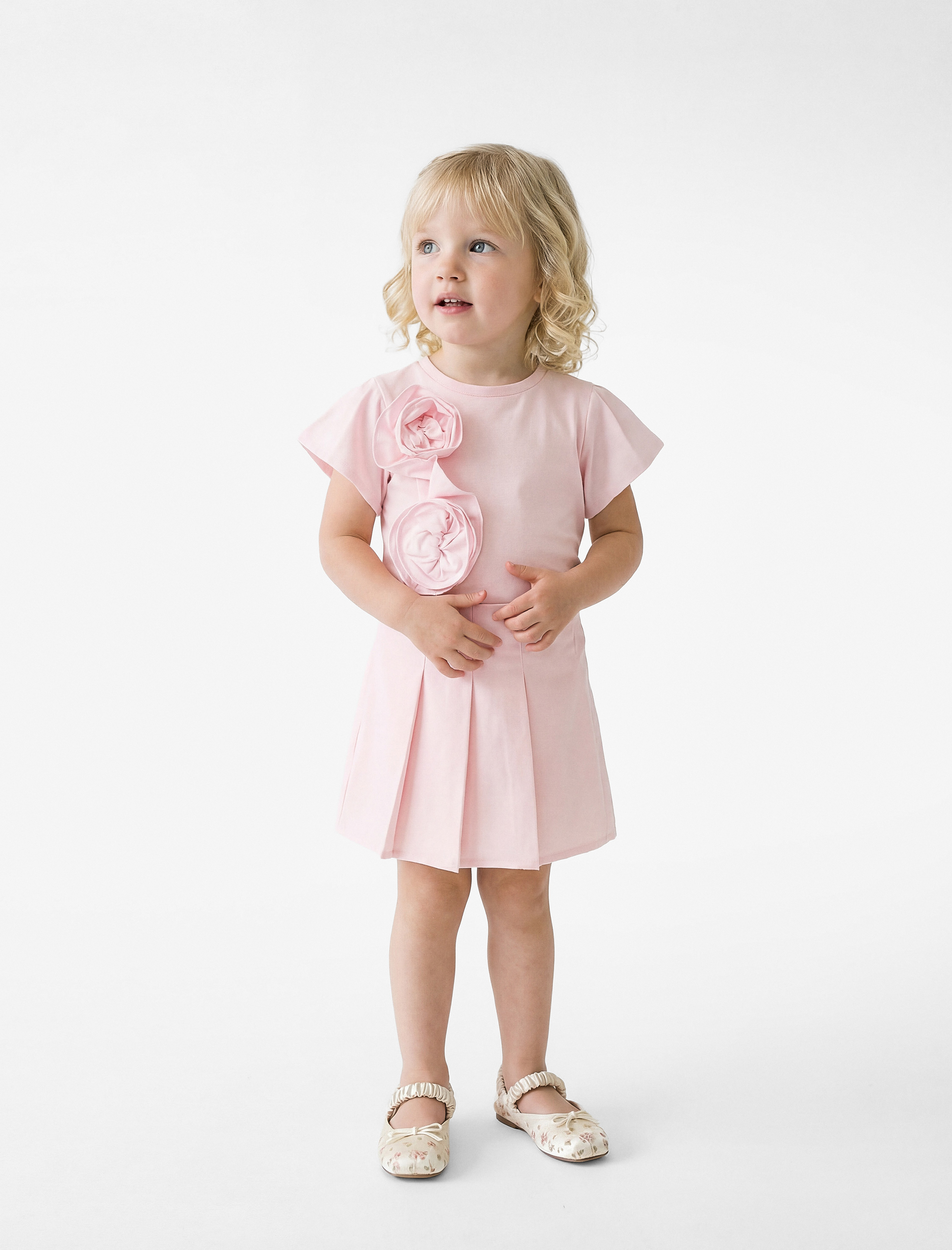  Kız Bebek Balon Kollu Çiçek Detaylı Kısa Kollu Pamuklu Tişört