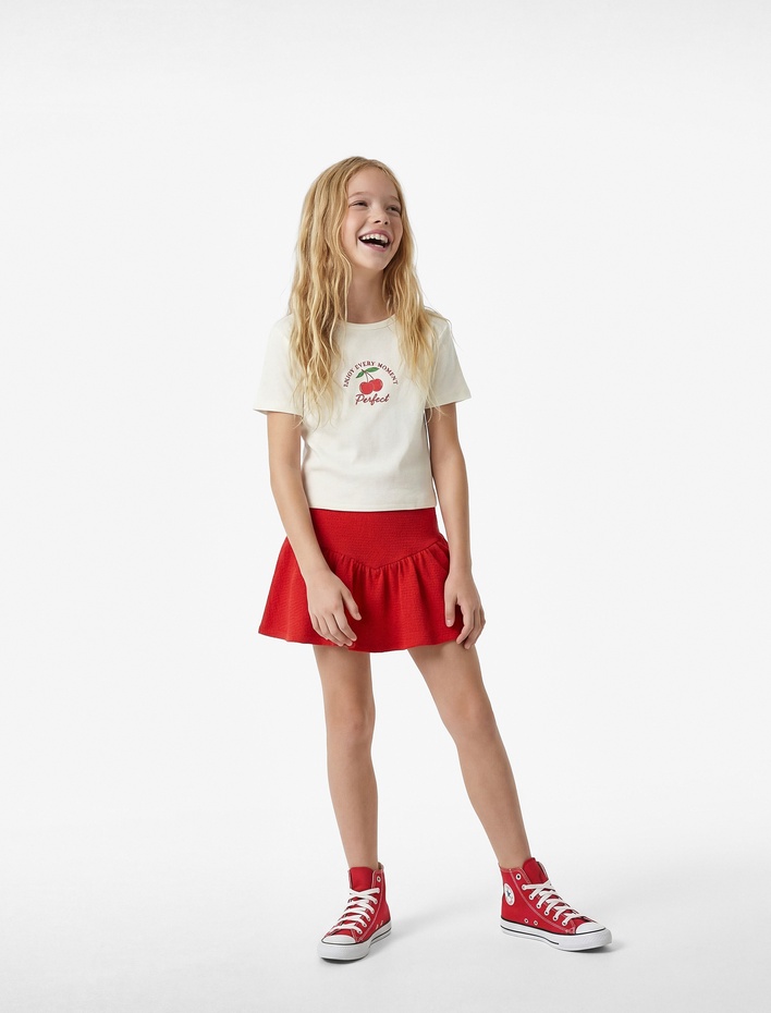 Kız Çocuk Kısa Kollu Slim Fit Bisiklet Yaka Pamuklu Baskılı Crop Tişört