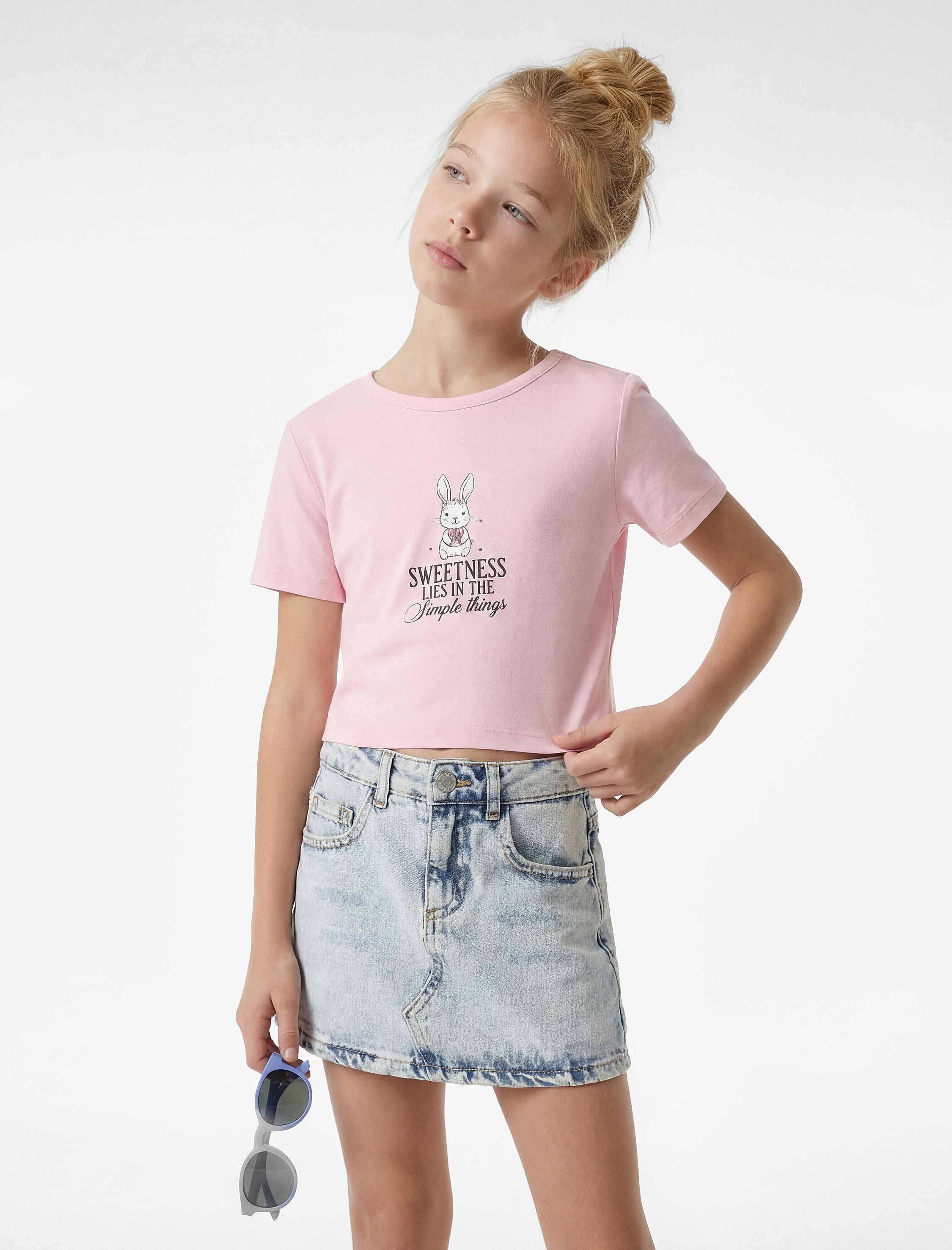  Kız Çocuk Pamuklu Kısa Kollu Bisiklet Yaka Tavşan Baskılı Crop Tişört