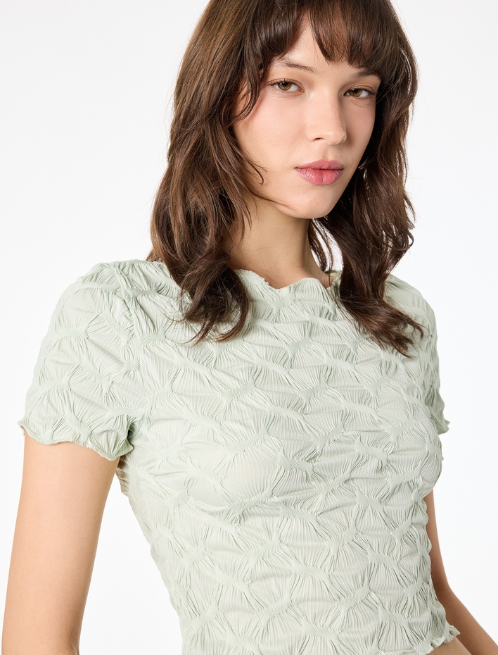  Bürümcük Kumaş Slim Fit Kısa Kollu Kayık Yaka Crop Tişört