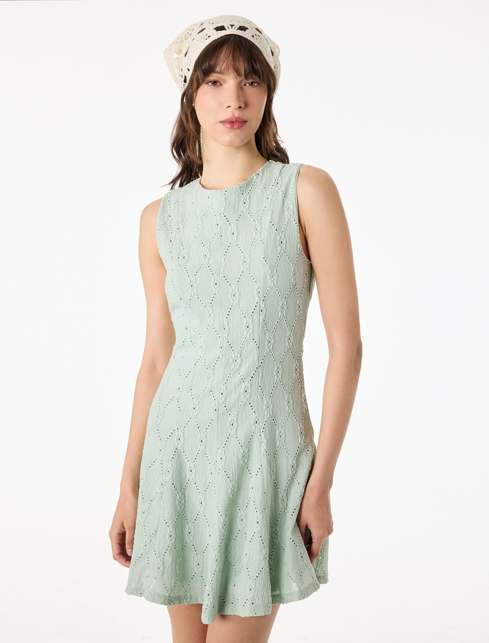  Kolsuz Bisiklet Yaka Kloş Mini Fisto Elbise