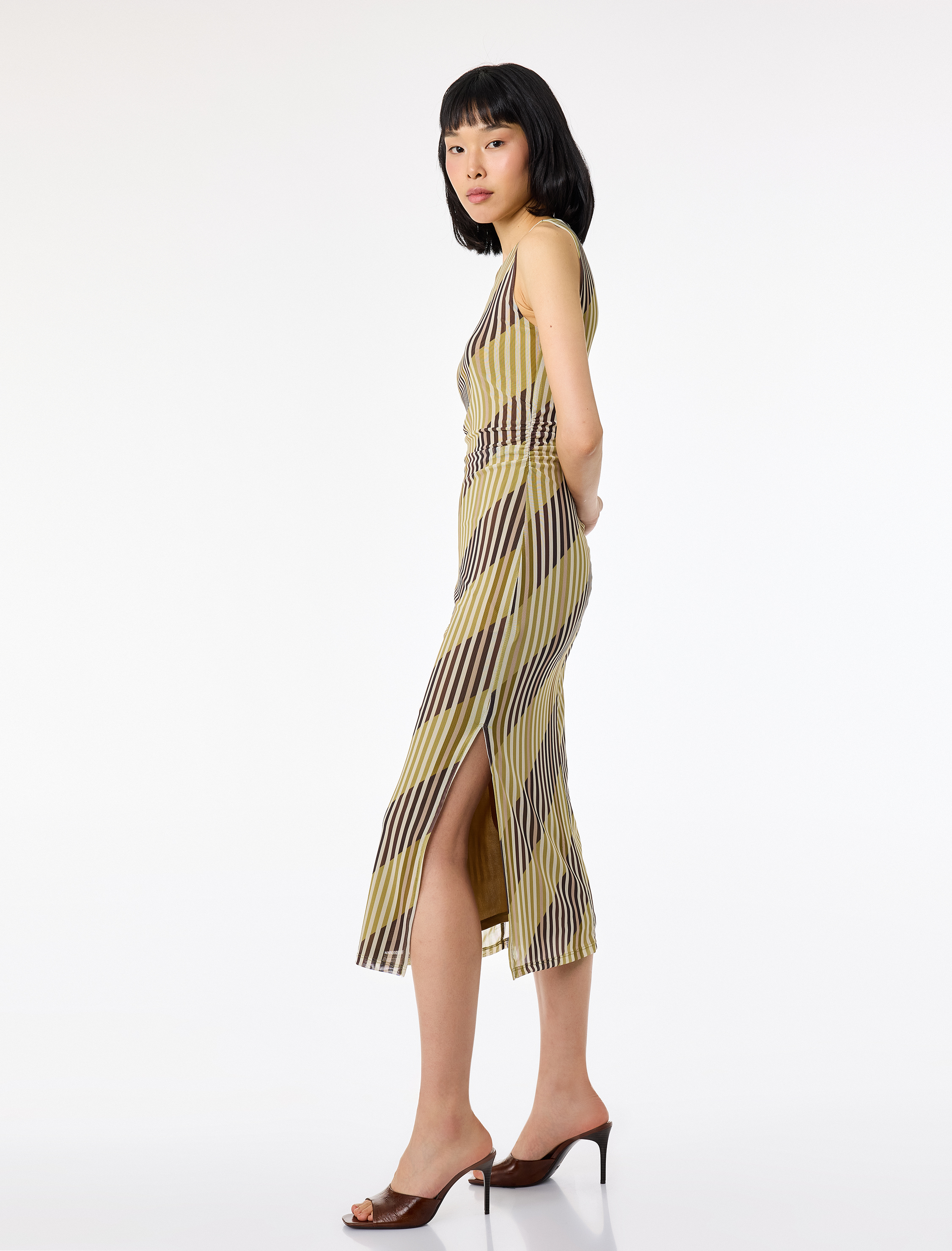 Slim Fit Drape Detaylı Kolsuz Bisiklet Yaka Çizgili Midi Kalem Tül Elbise - Görsel 2