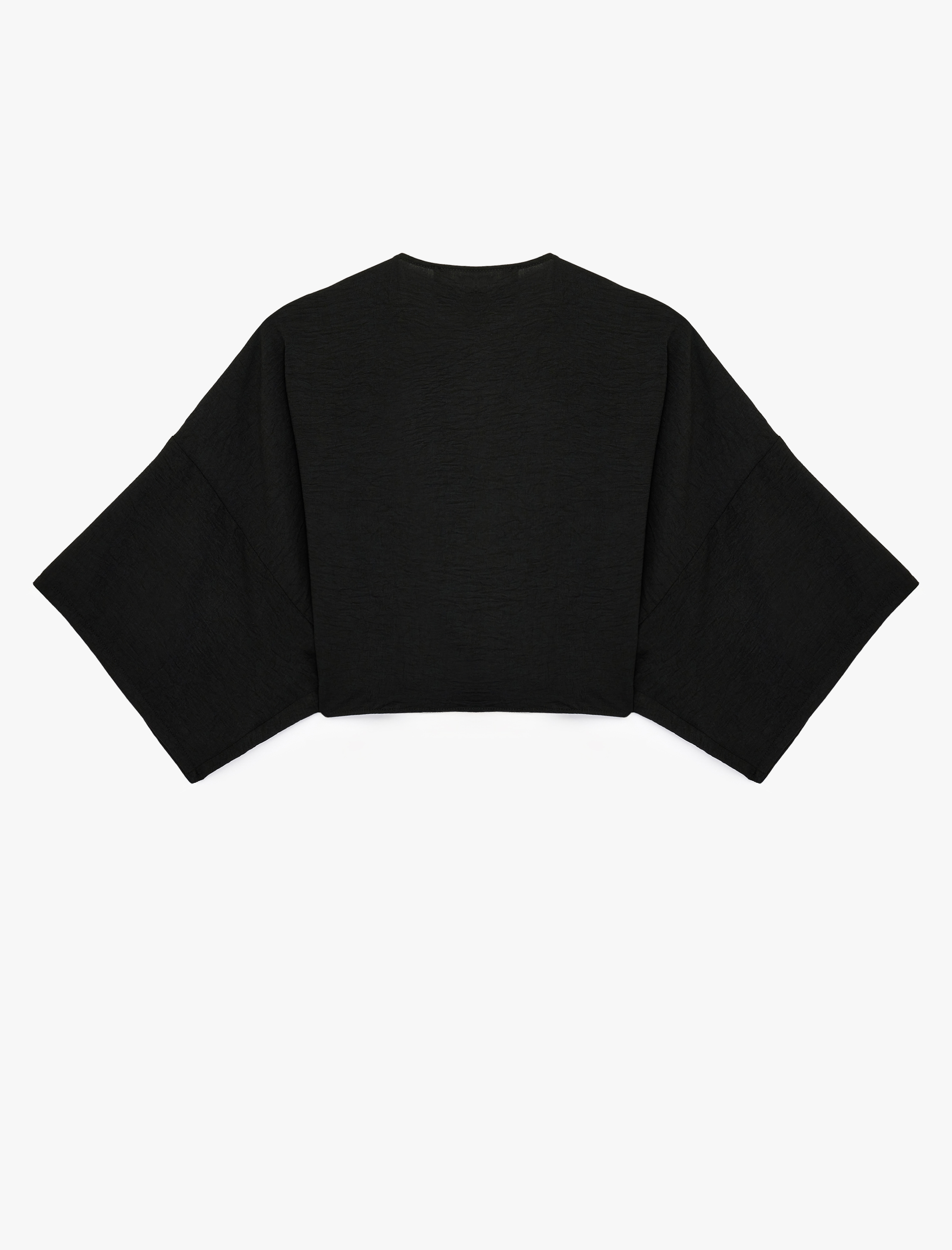   Kısa Kollu Kruvaze Yaka Bağlamalı Crop Oversize Kimono