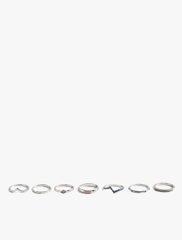 Kadın Çok Renkli Taş Detaylı 7'li Yüzük Seti