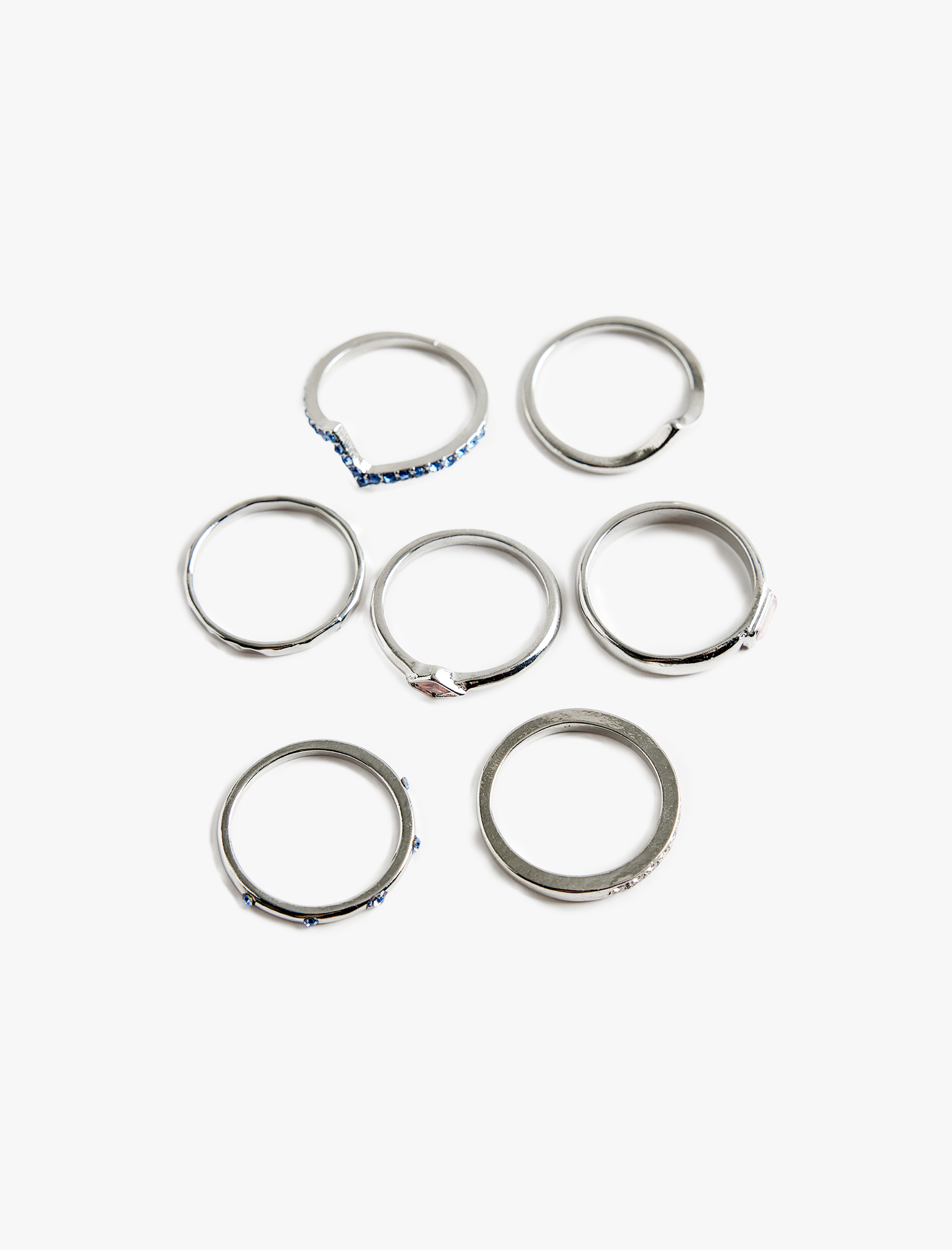  Kadın Çok Renkli Taş Detaylı 7'li Yüzük Seti