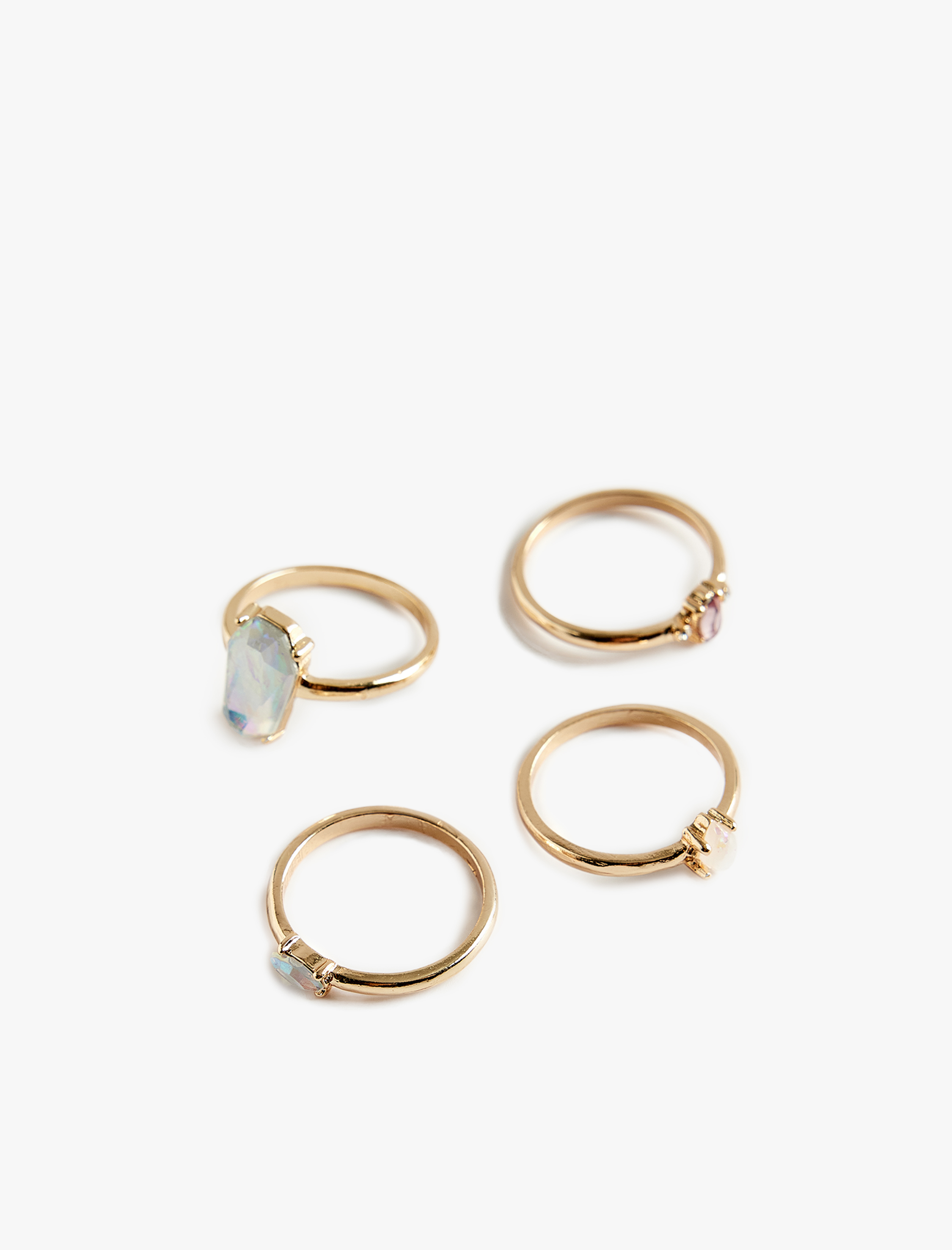  Kadın Taşlı Çok Renkli 4'lü Yüzük Seti