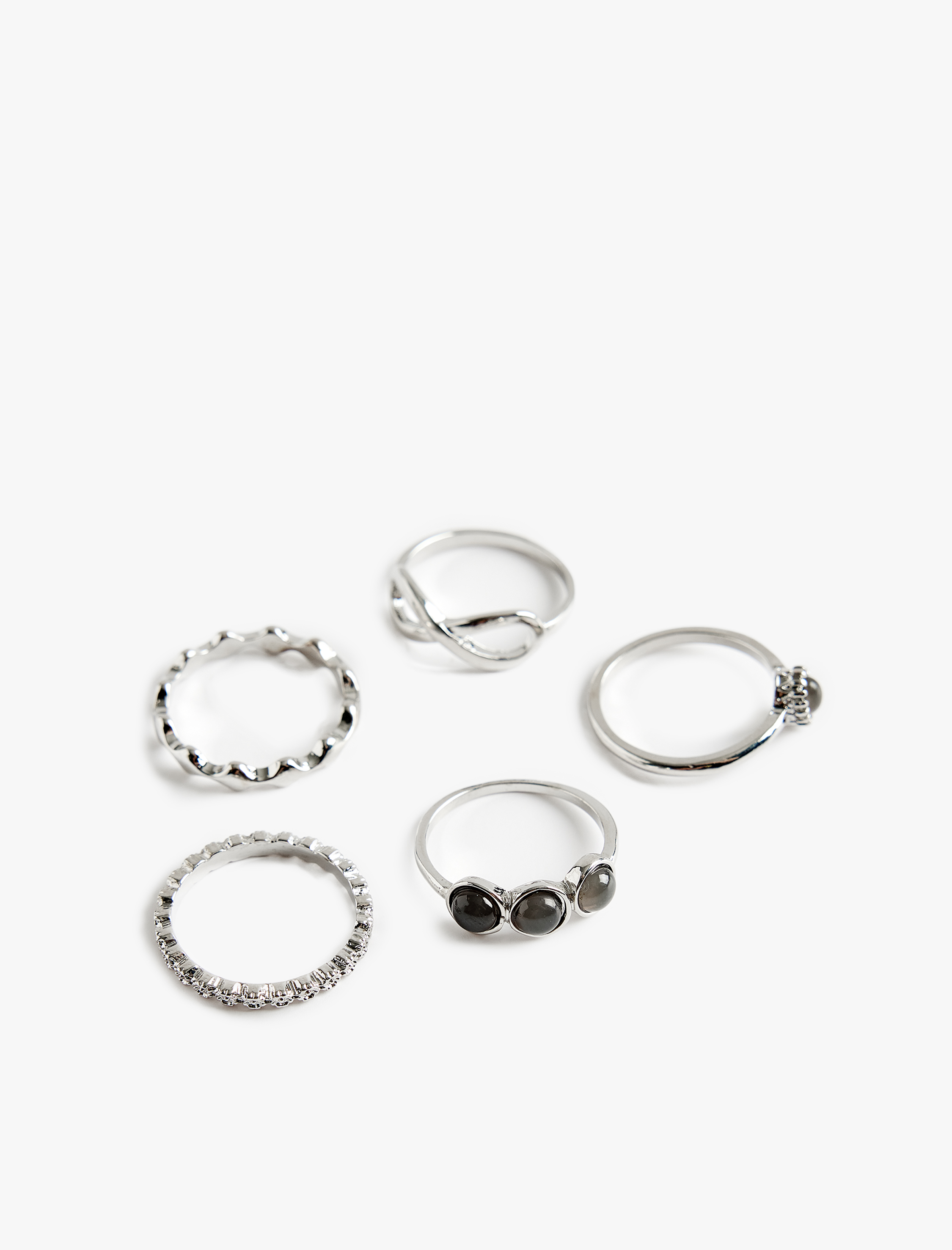  Kadın Taş Detaylı 5'li Yüzük Seti