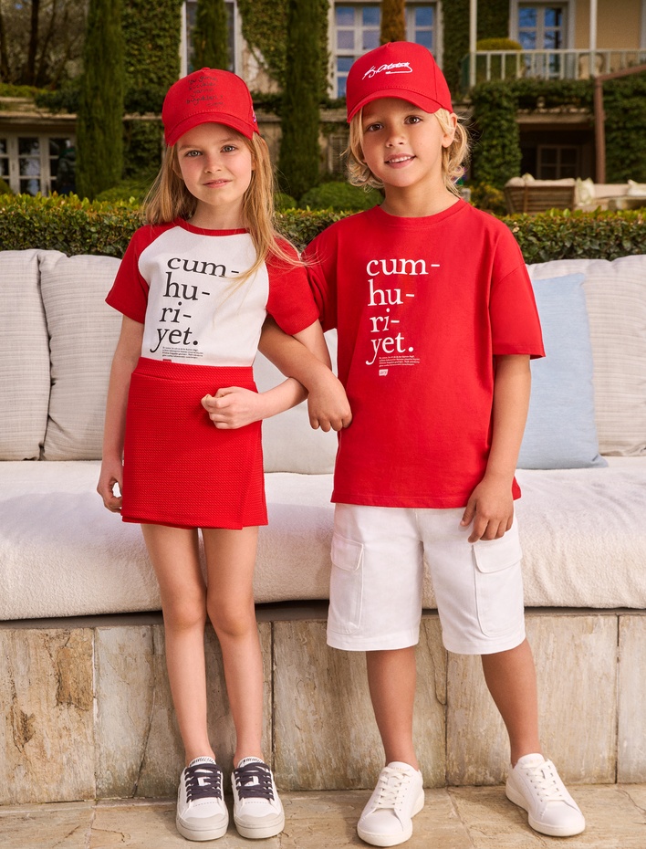Kız Çocuk Tişört Cumhuriyet Baskılı Dar Kalıp Kısa Kollu Pamuklu