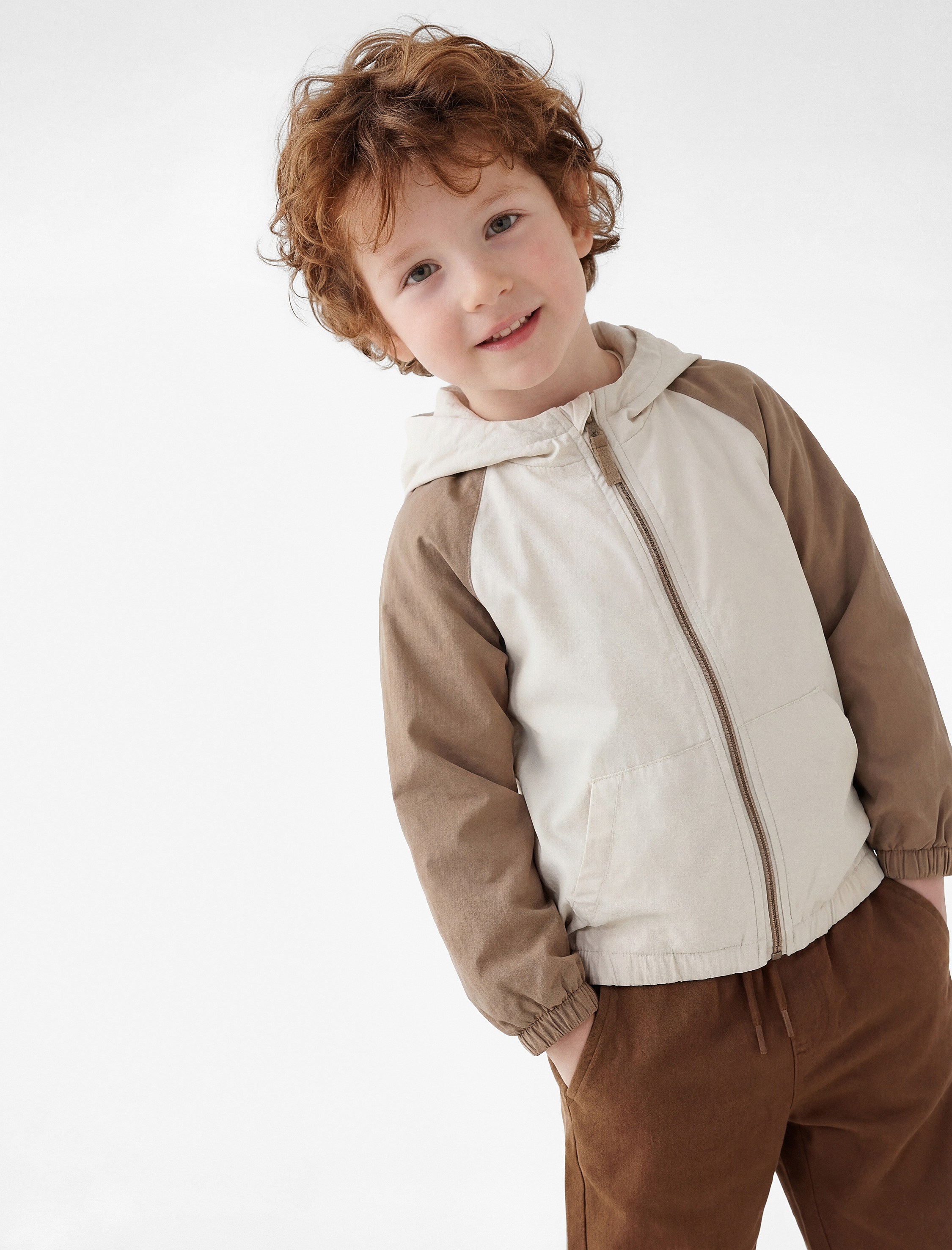  Erkek Bebek Renk Bloklu Kanguru Cep Detaylı  Fermuar Detaylı Kapşonlu Mevsimlik Ceket