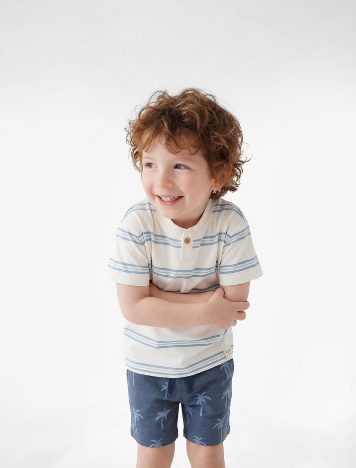 Erkek Bebek Palmiye Desenli Rahat Kesim Cepli Pamuklu Şort