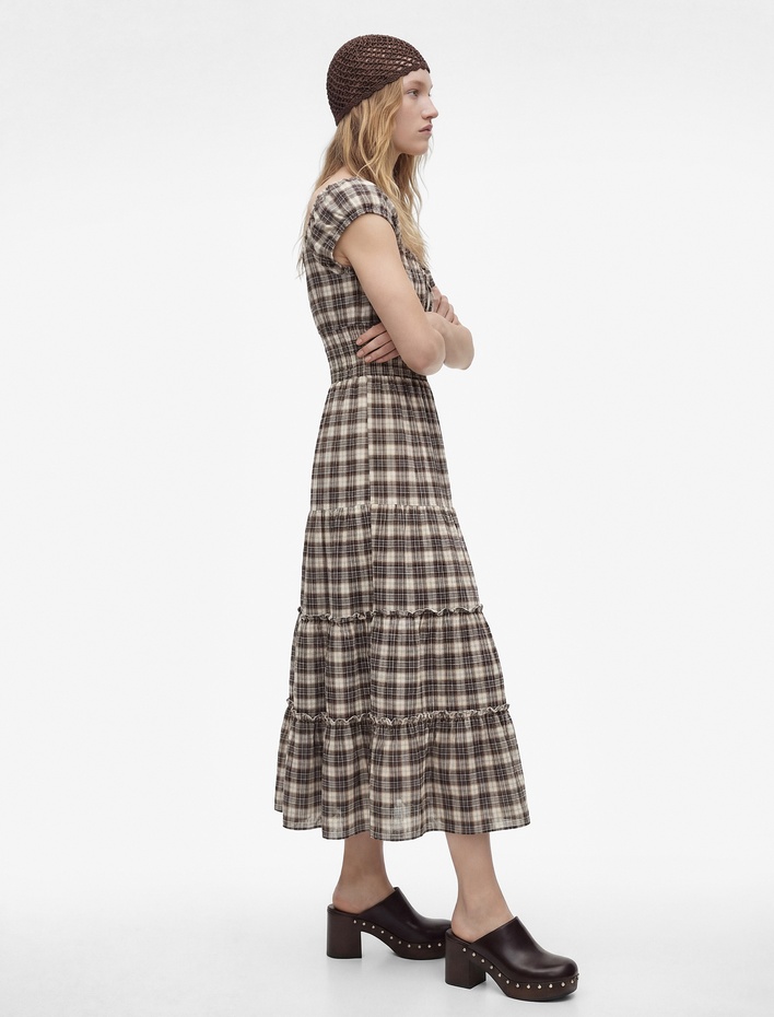  Rahat Kalıp Kısa Kollu Kareli Bağcıklı Katlı Gipeli U Yaka Midi Elbise