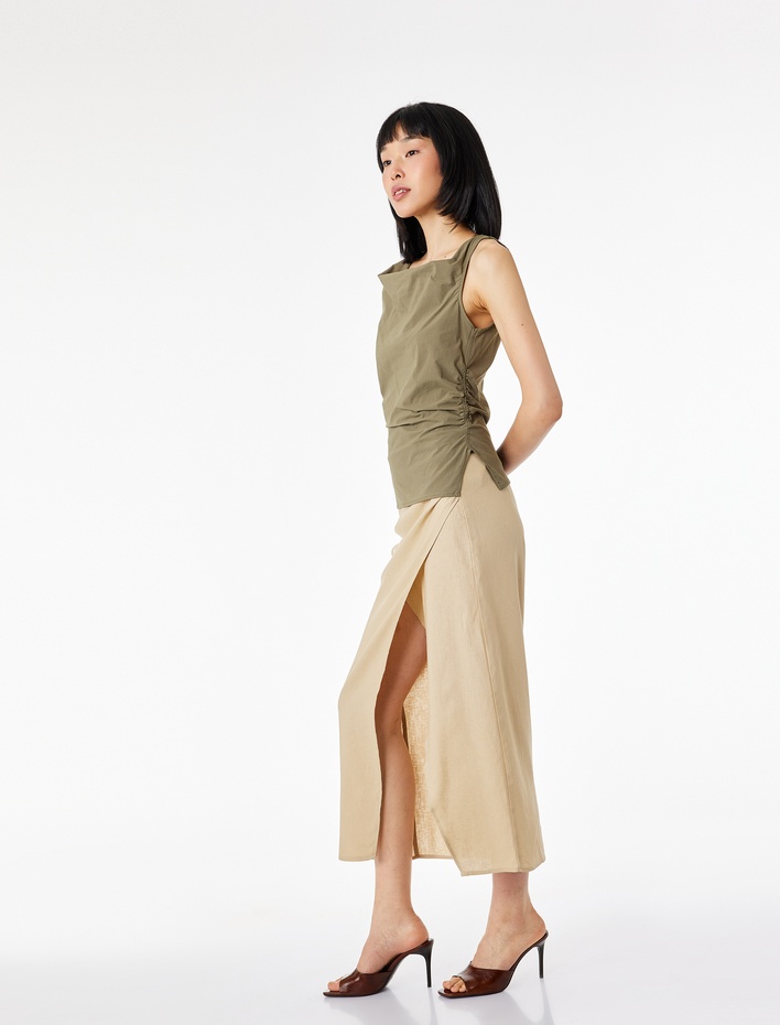  Drapeli Asimetrik Yırtmaç Detaylı Kruvaze Kalem Midi Keten Etek