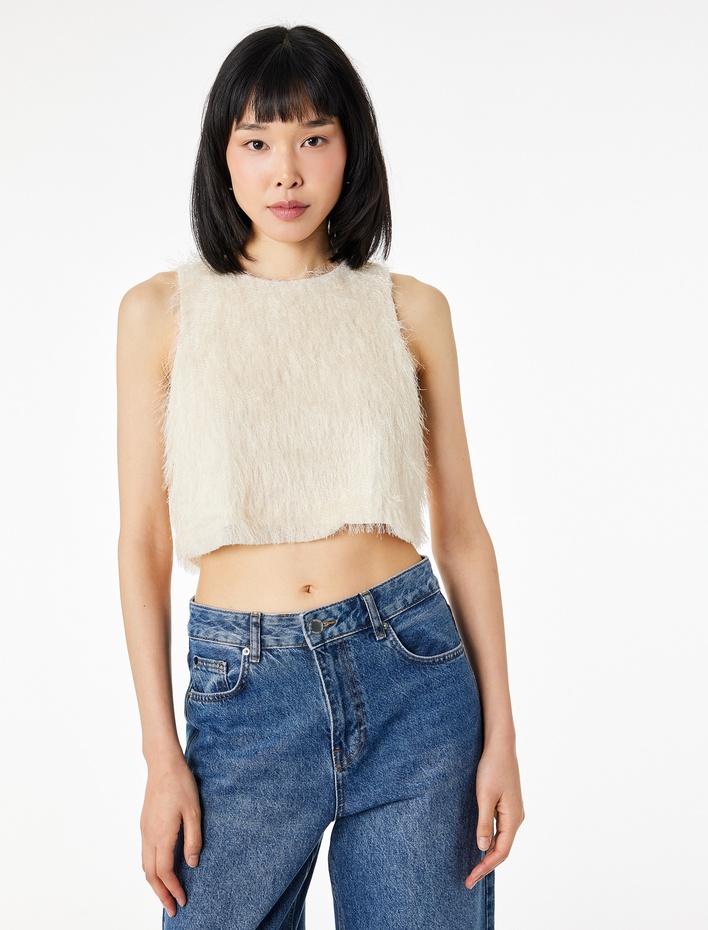  Kolsuz Bisiklet Yaka Püsküllü Crop Bluz