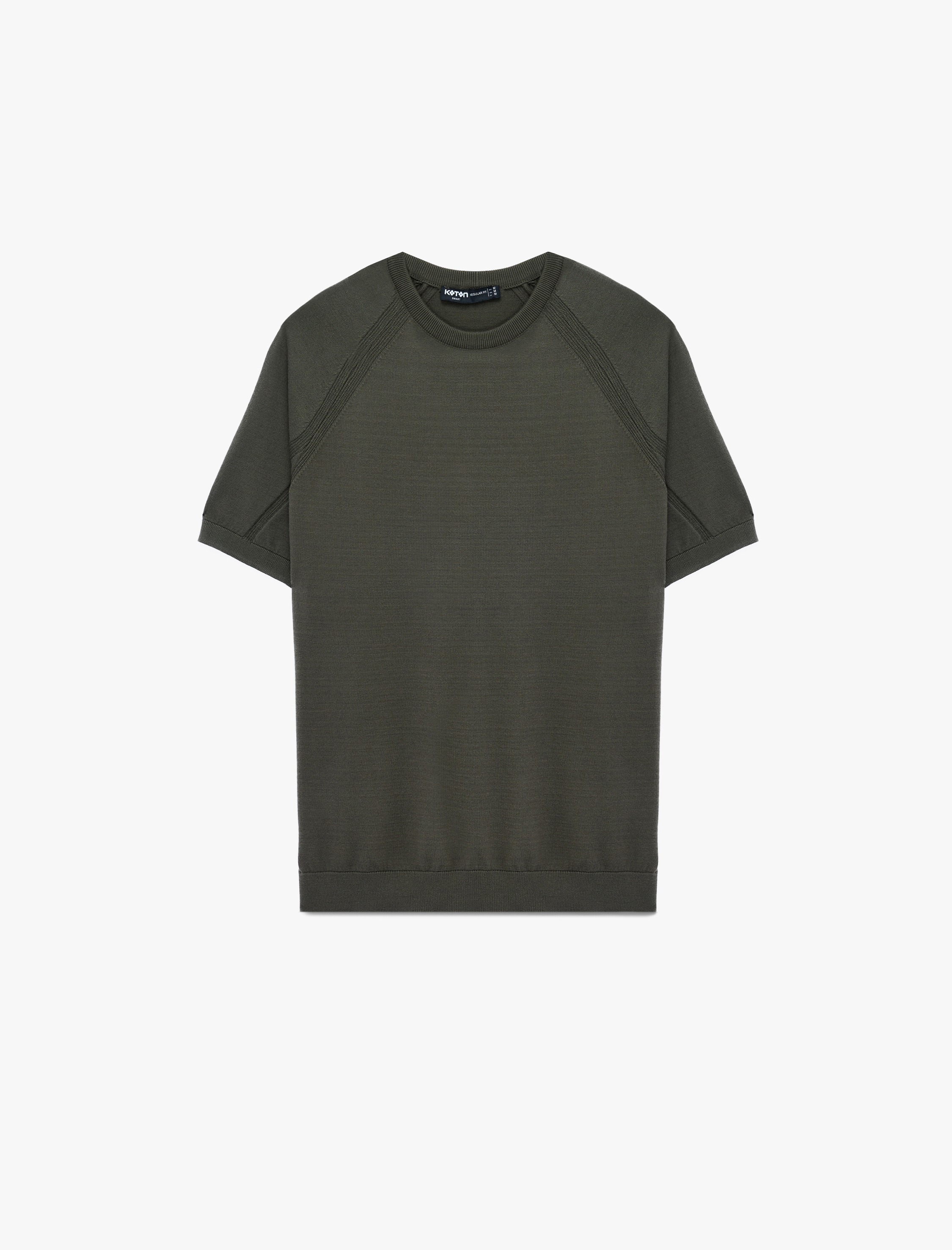   Regular Fit Viskon Karışımlı Örgü Detaylı Bisiklet Yaka Kısa Kollu Triko Tişört