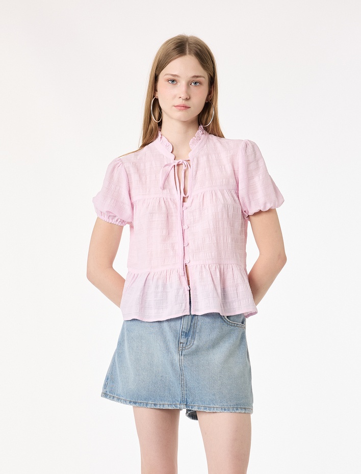  Pamuklu Düğmeli Bağlamalı Yaka Kısa Balon Kol Bluz