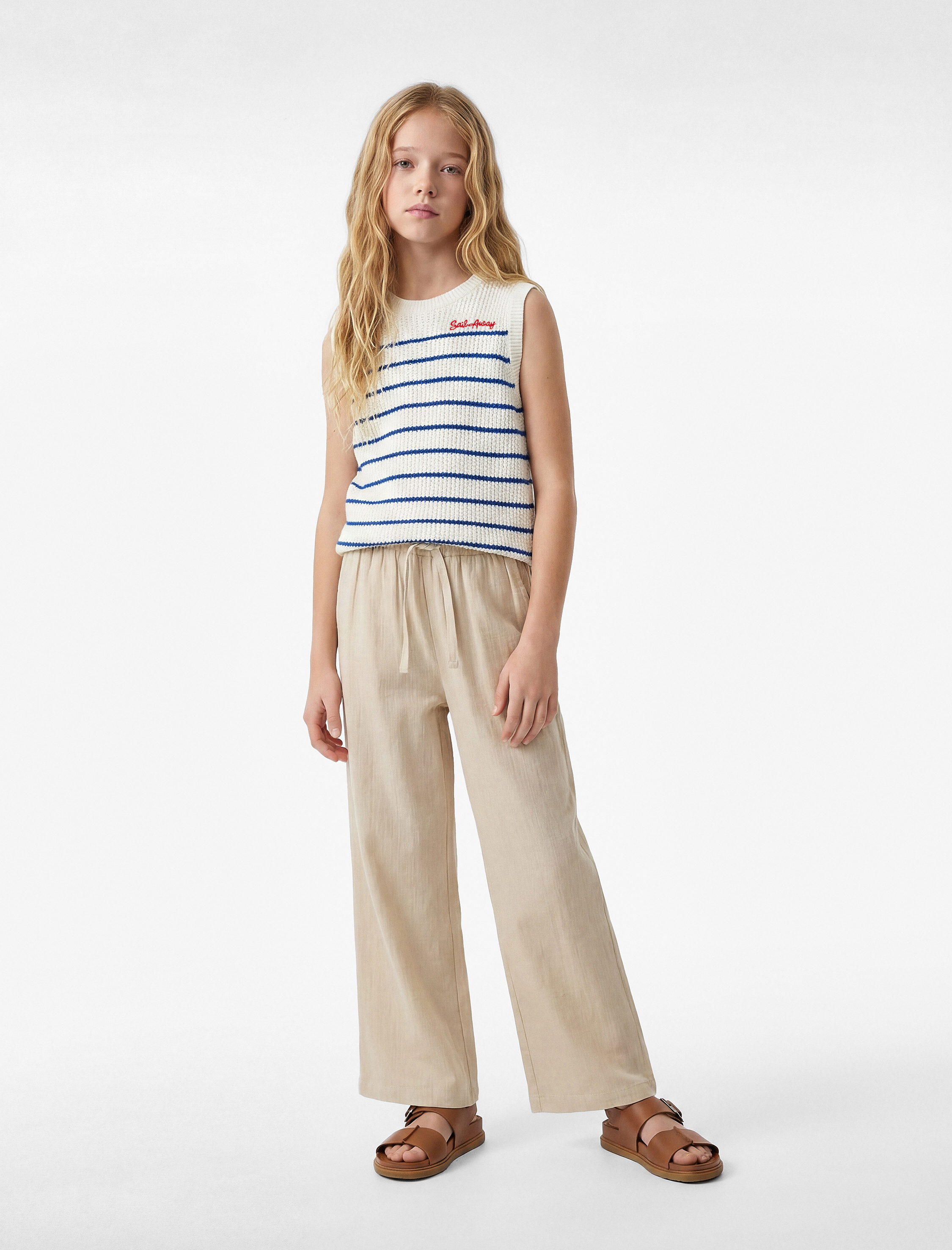  Kız Çocuk Pamuklu Kolsuz Bisiklet Yaka Çizgili Triko Süveter