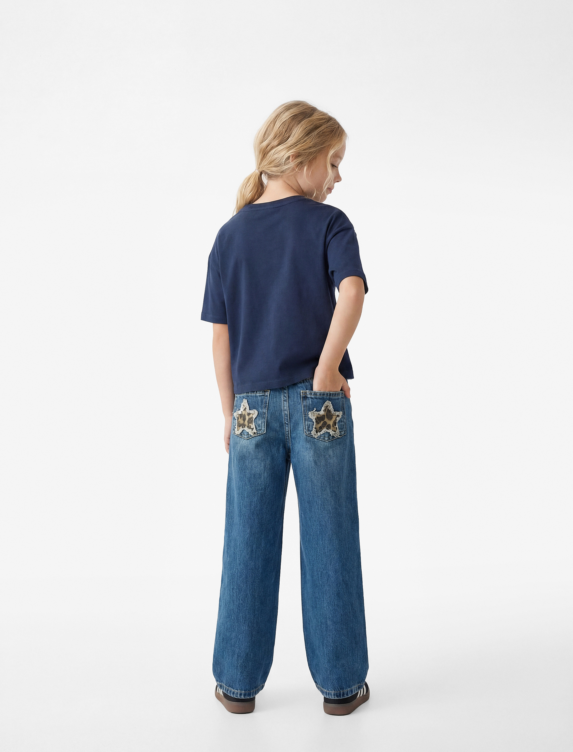  Kız Çocuk Pamuklu Yıldız Detaylı Cepli Geniş Paça Denim Pantolon
