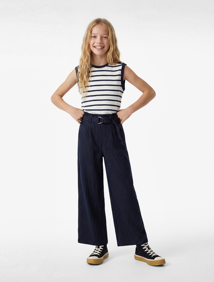 Kız Çocuk Pamuklu Aksesuar Düğme Detaylı Bisiklet Yaka Çizgili Kolsuz Tişört