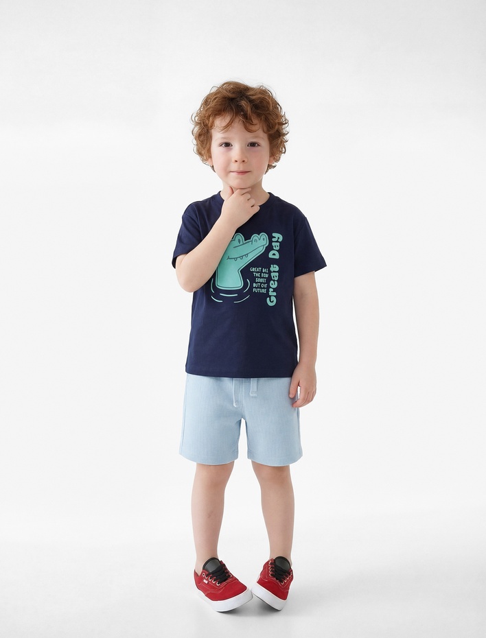 Erkek Bebek Pamuklu Cep Detaylı Beli Lastikli Dokulu Basic Şort