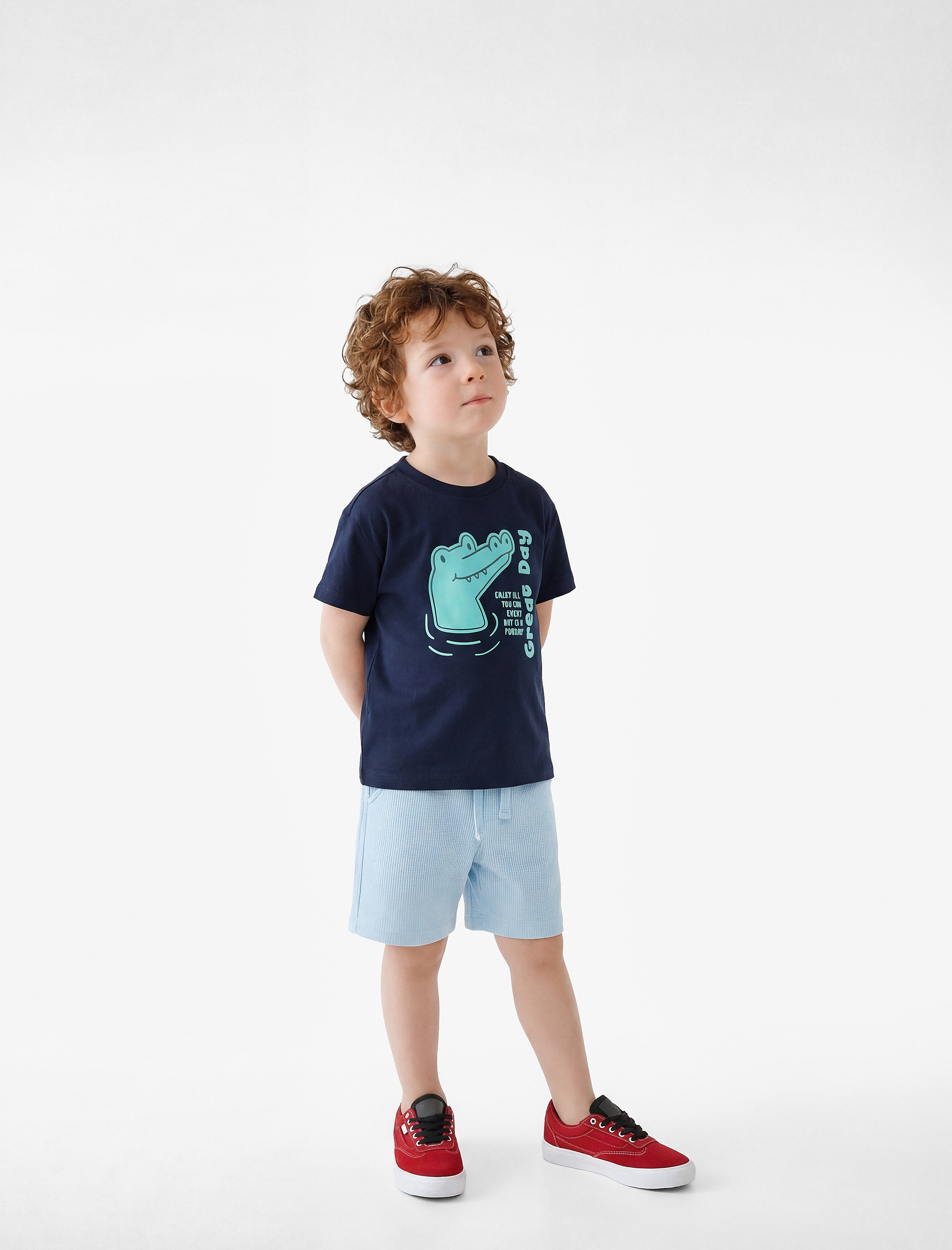  Erkek Bebek Pamuklu Cep Detaylı Beli Lastikli Dokulu Basic Şort