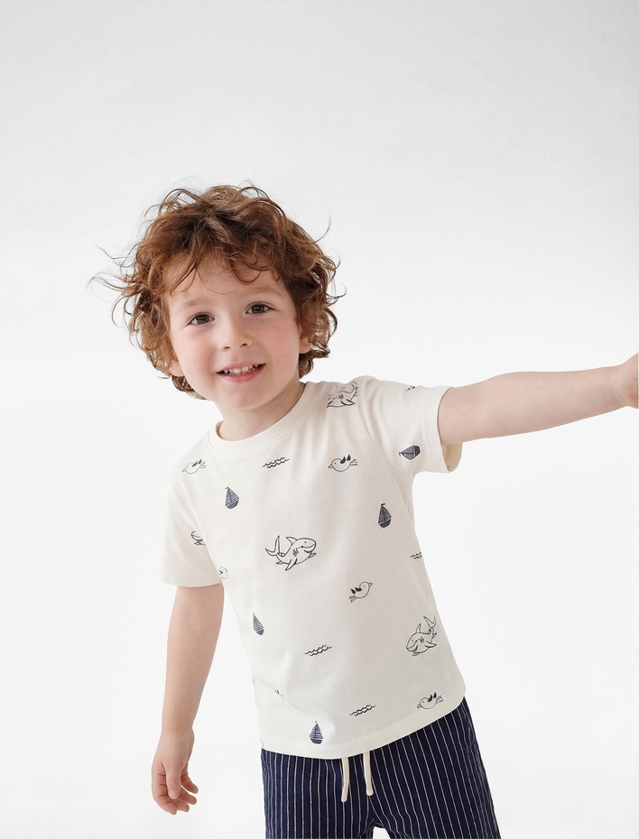 Erkek Bebek Pamuklu Kısa Kollu Bisiklet Yaka Baskılı Tişört