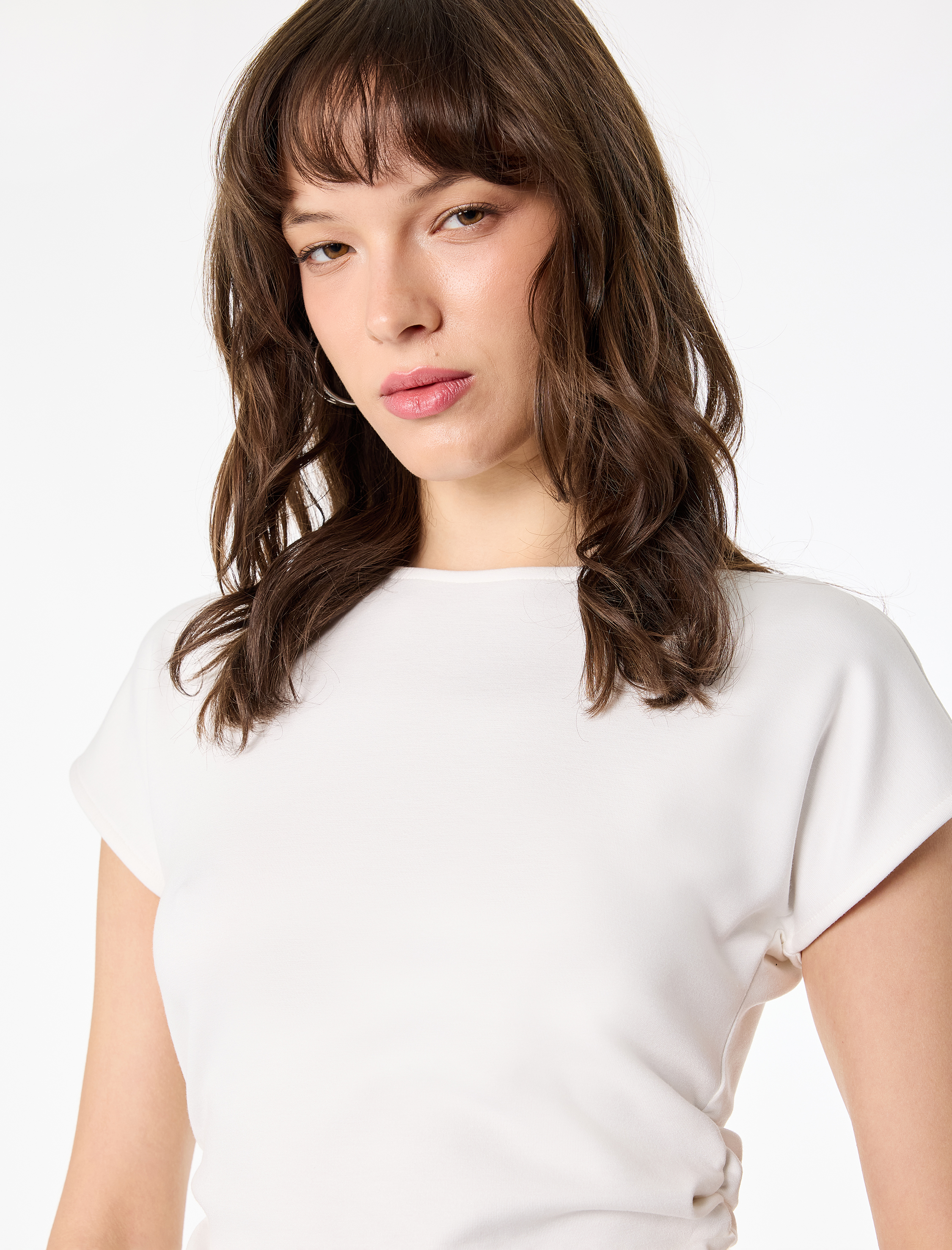 Slim Fit Kısa Kollu Bisiklet Yaka Büzgülü Tişört