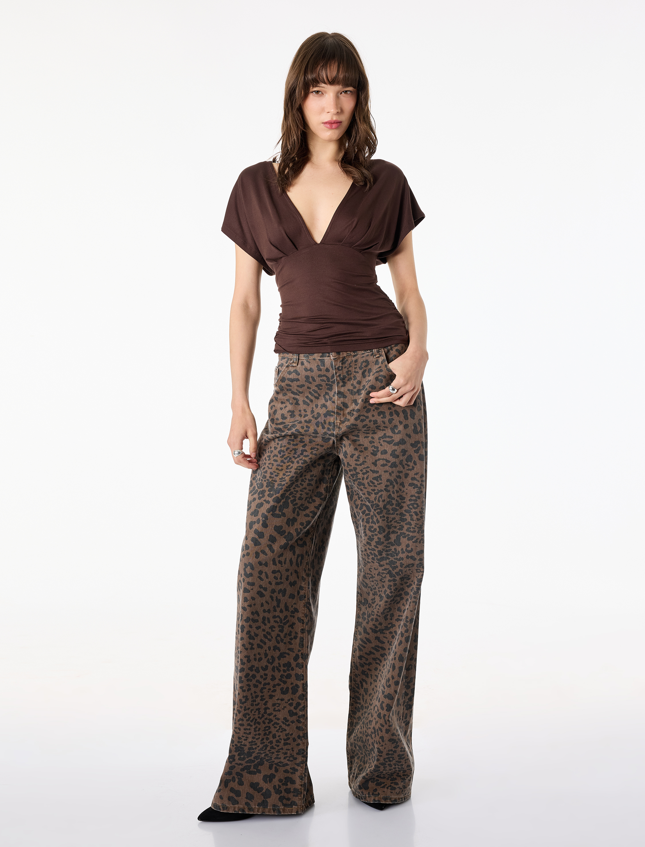   Slim Fit Kısa Kollu Bağlama Detaylı V Yaka Bluz