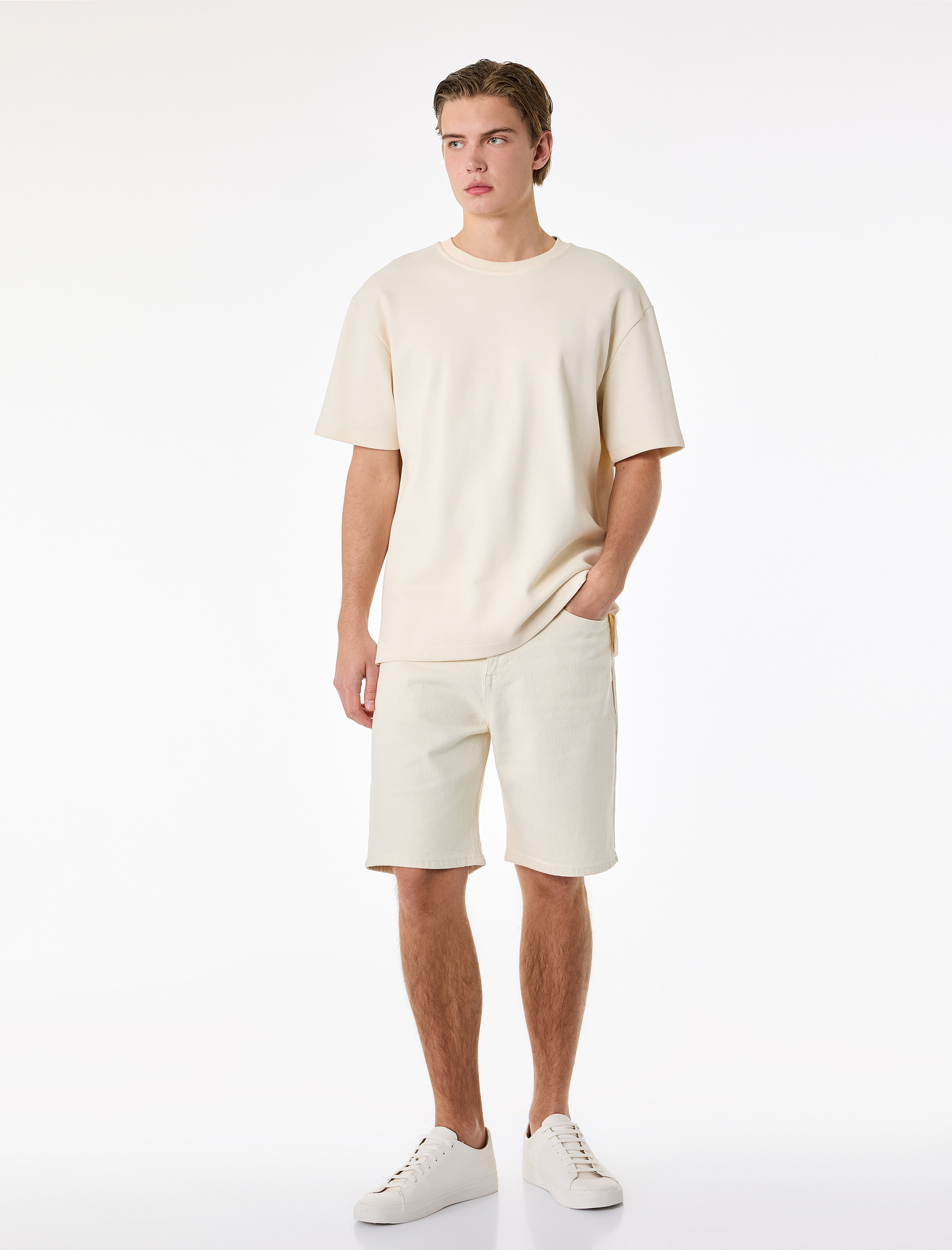   Normal Bel Pamuklu Bermuda Straight Fit Jean Şort