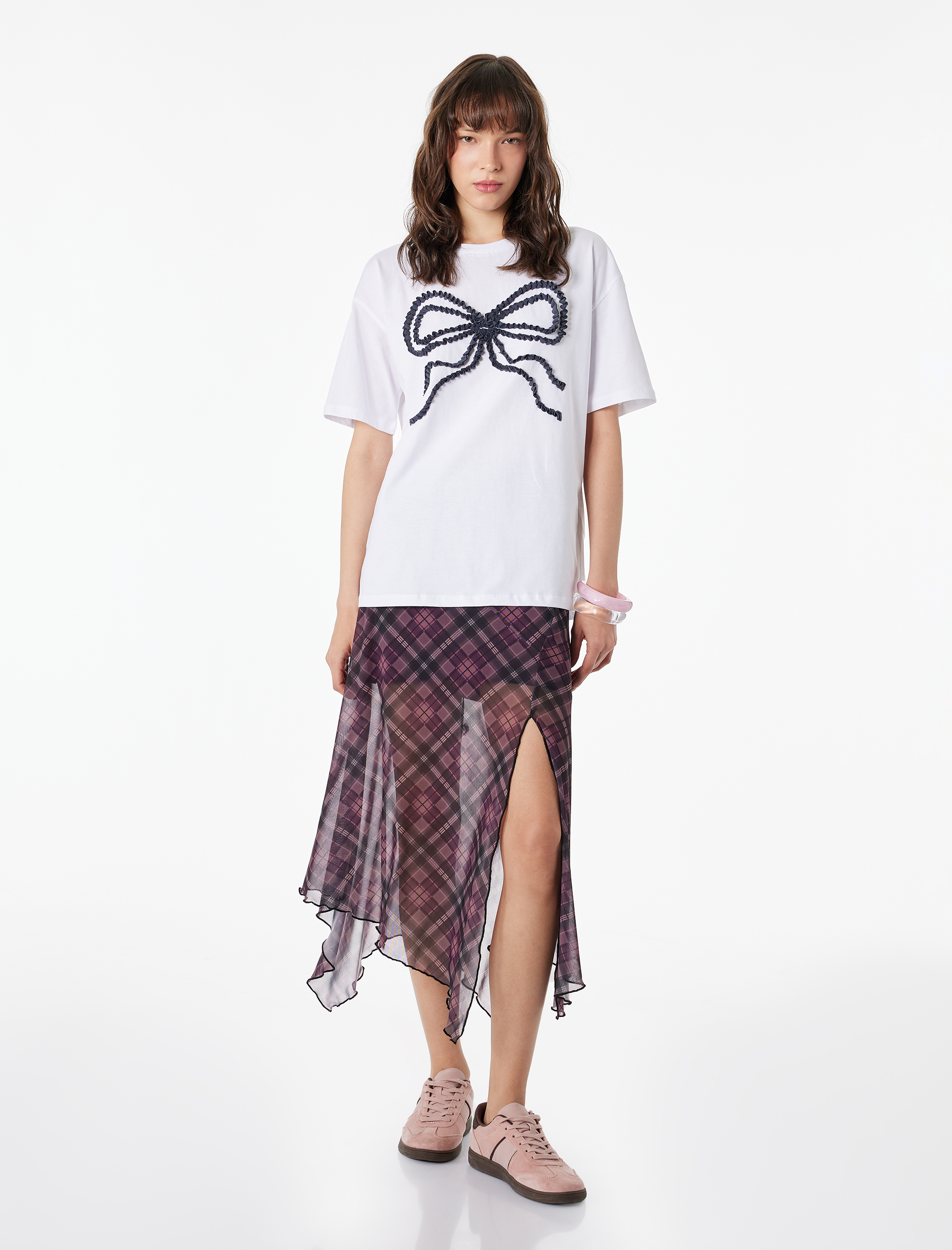 Kısa Kollu Bisiklet Yaka Fiyonklu Rahat Kalıp Pamuklu Tişört