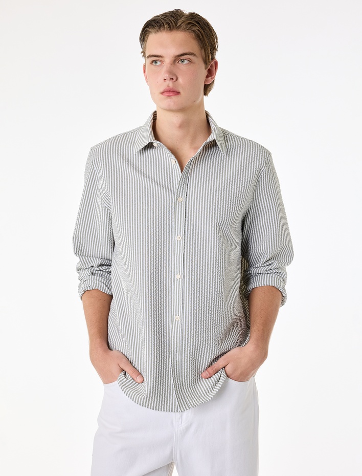  Regular Fit Viskon Karışımlı Düğmeli Gömlek Yaka Çizgili Uzun Kollu Gömlek