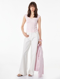 Dantel Detaylı Bürümcük Kısa Kollu Büzgülü V Yaka Bluz