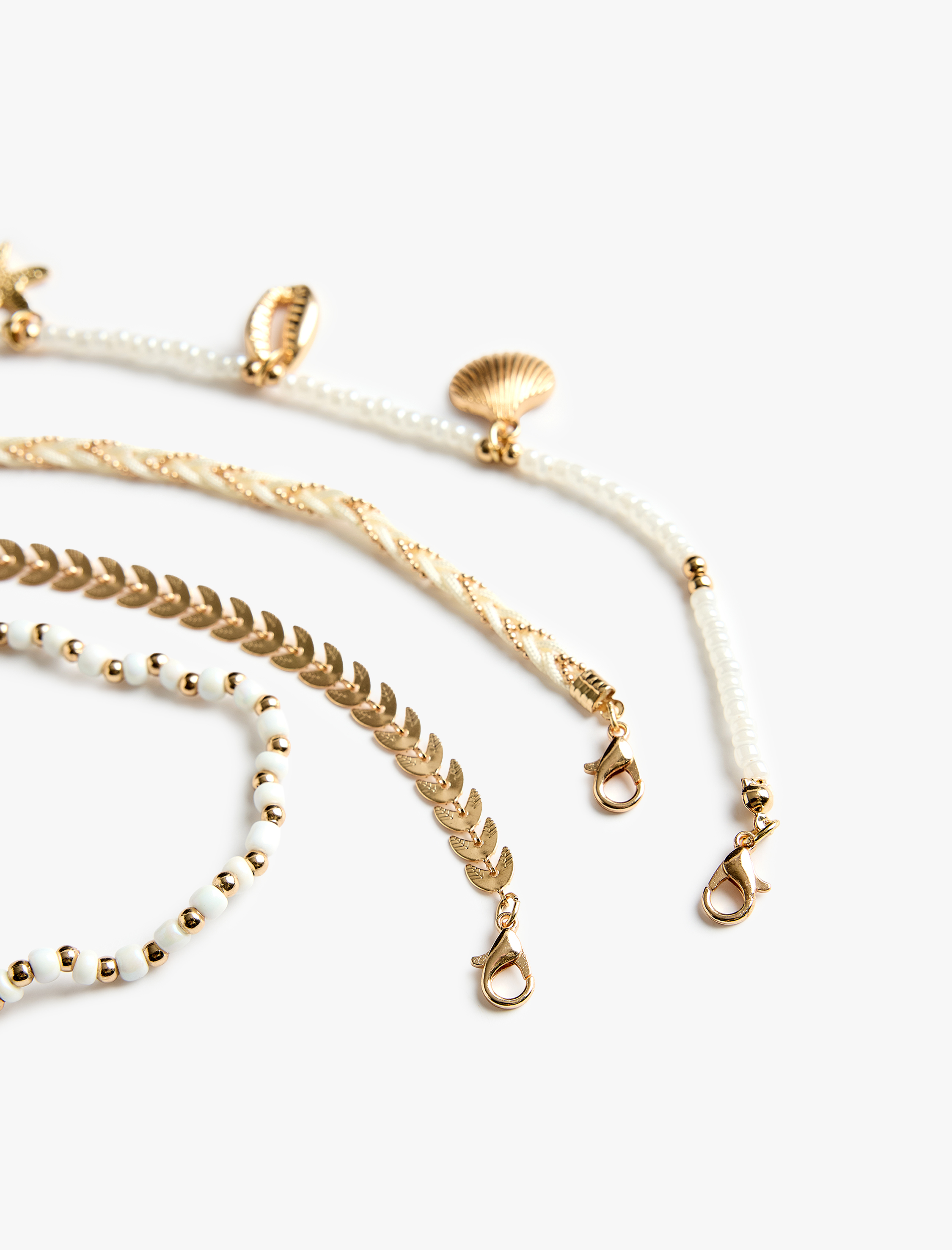  Kadın Boncuk Detaylı 4'lü Zincir Bileklik Seti