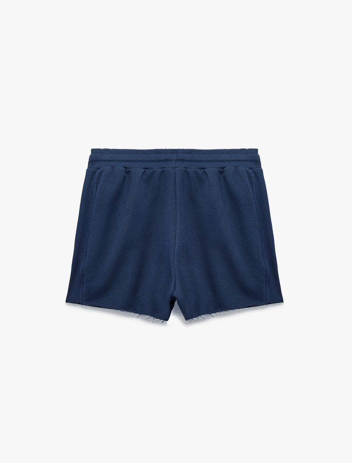  Normal Bel Bağcıklı Cep Detaylı Mini Şort