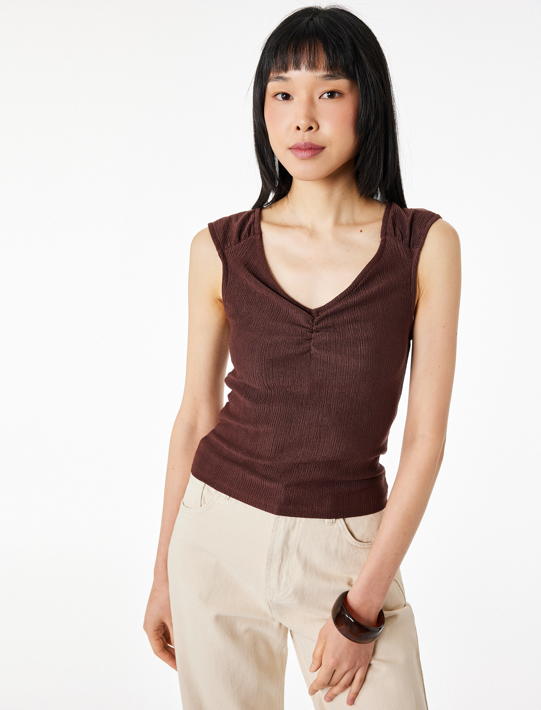   Slim Fit Kolsuz Büzgülü V Yaka Tişört