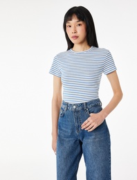 Pamuklu Kısa Kollu Bisiklet Yaka Çizgili Tişört