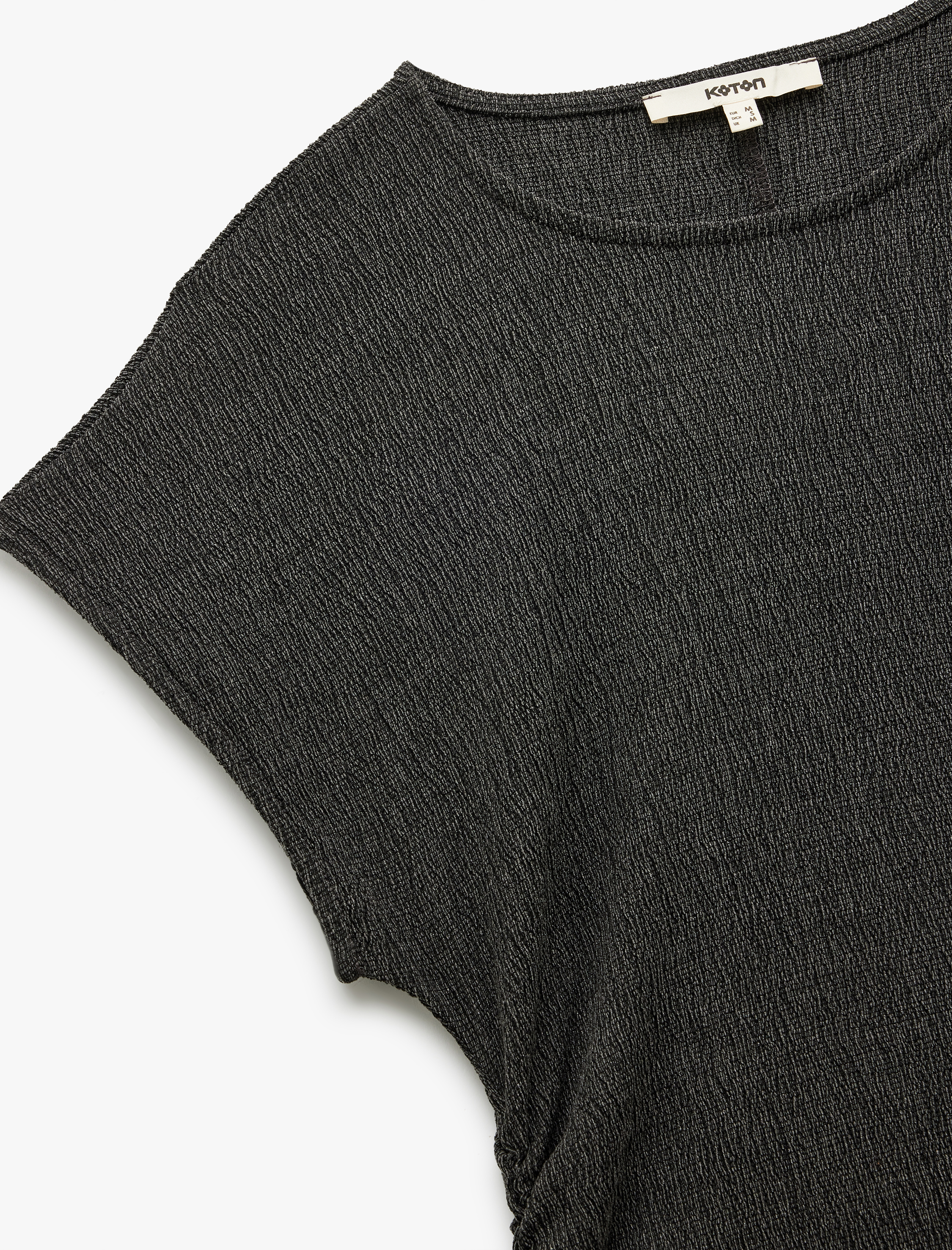   Bürümcük Kumaş Drape Detaylı Bisiklet Yaka Kısa Kollu Tişört