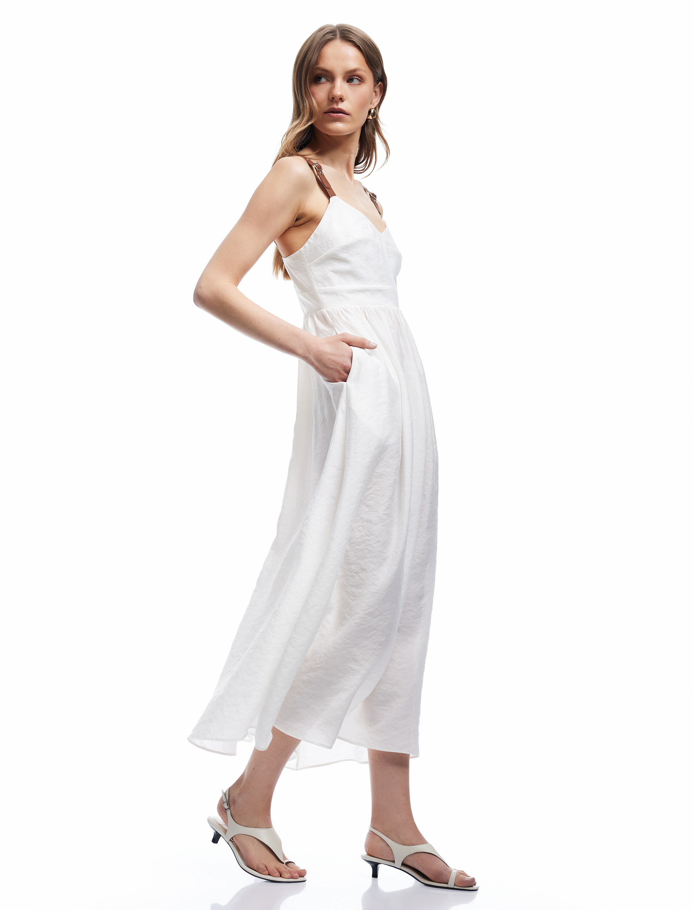   Kolsuz V Yaka A Kesim Modal Askılı Uzun Elbise