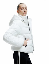 Kapüşonlu Uzun Kollu İçi Suni Kürklü Fermuarlı Cepli Şişme Mont