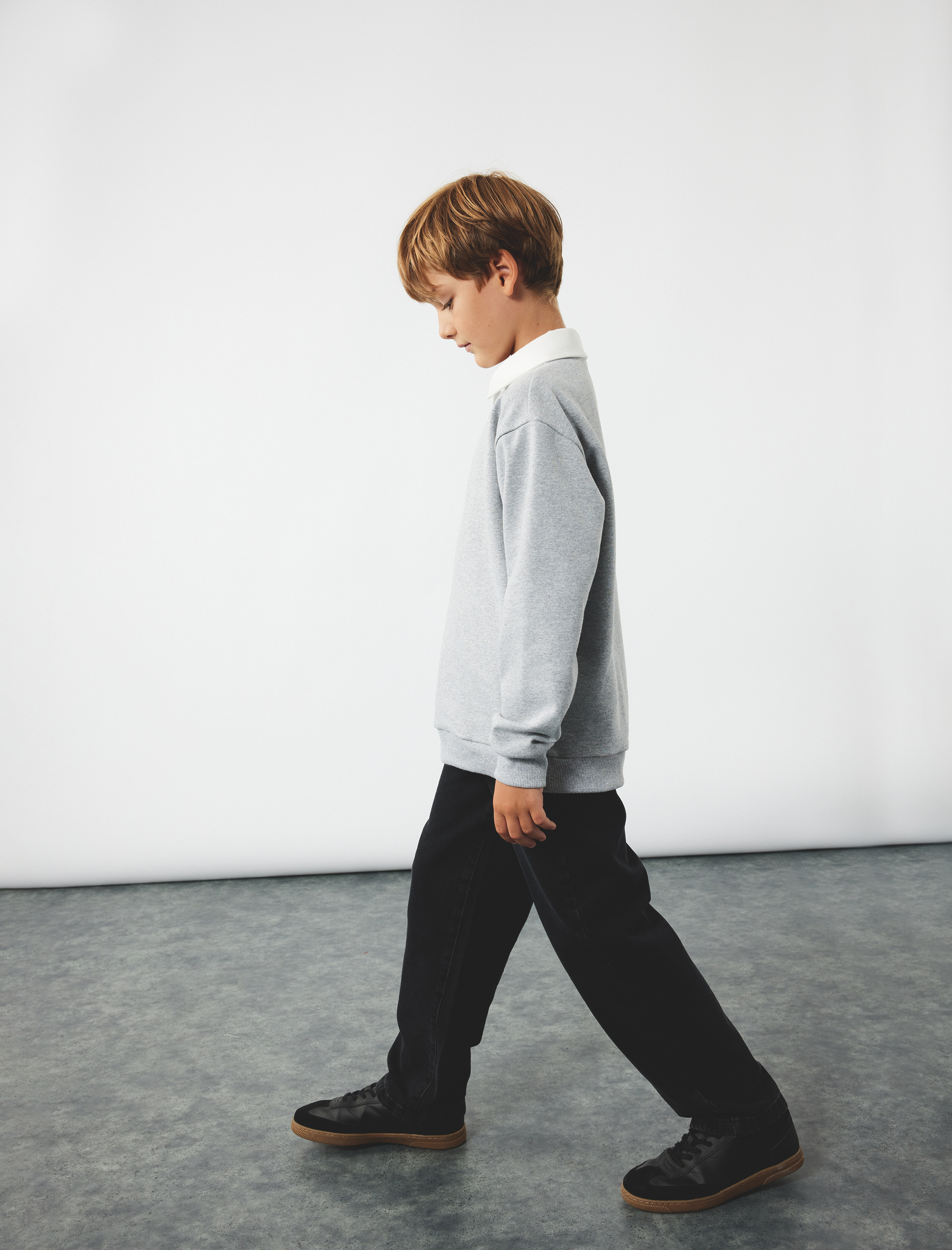  Erkek Çocuk Cep Detaylı Rahat Kesim Pamuklu Denim Pantolon