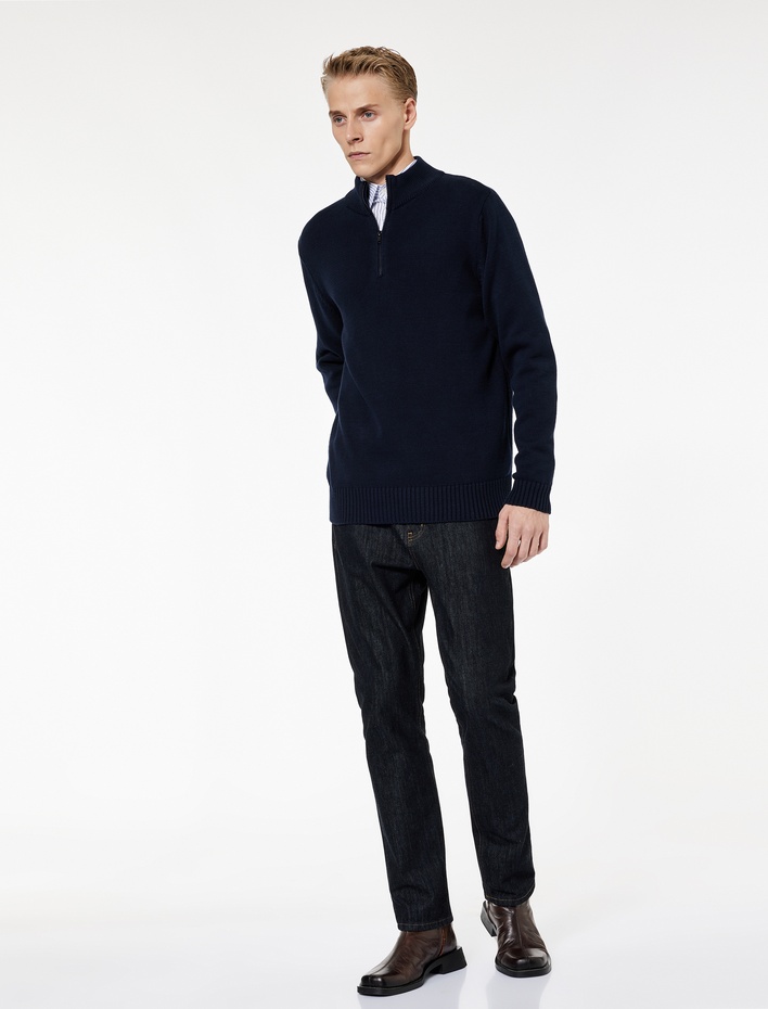  Pamuklu Uzun Kollu Yarım Fermuarlı Triko Kazak