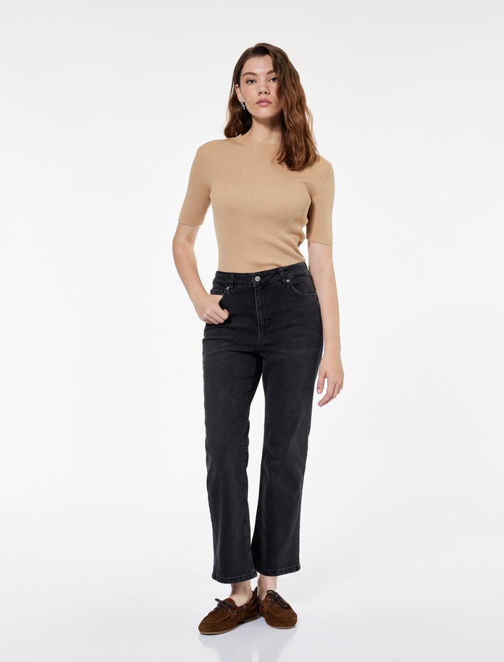  Yüksek Bel Dar Kalıp Düğmeli Cepli İspanyol Paça Crop Jean Pantolon - Flare Jeans