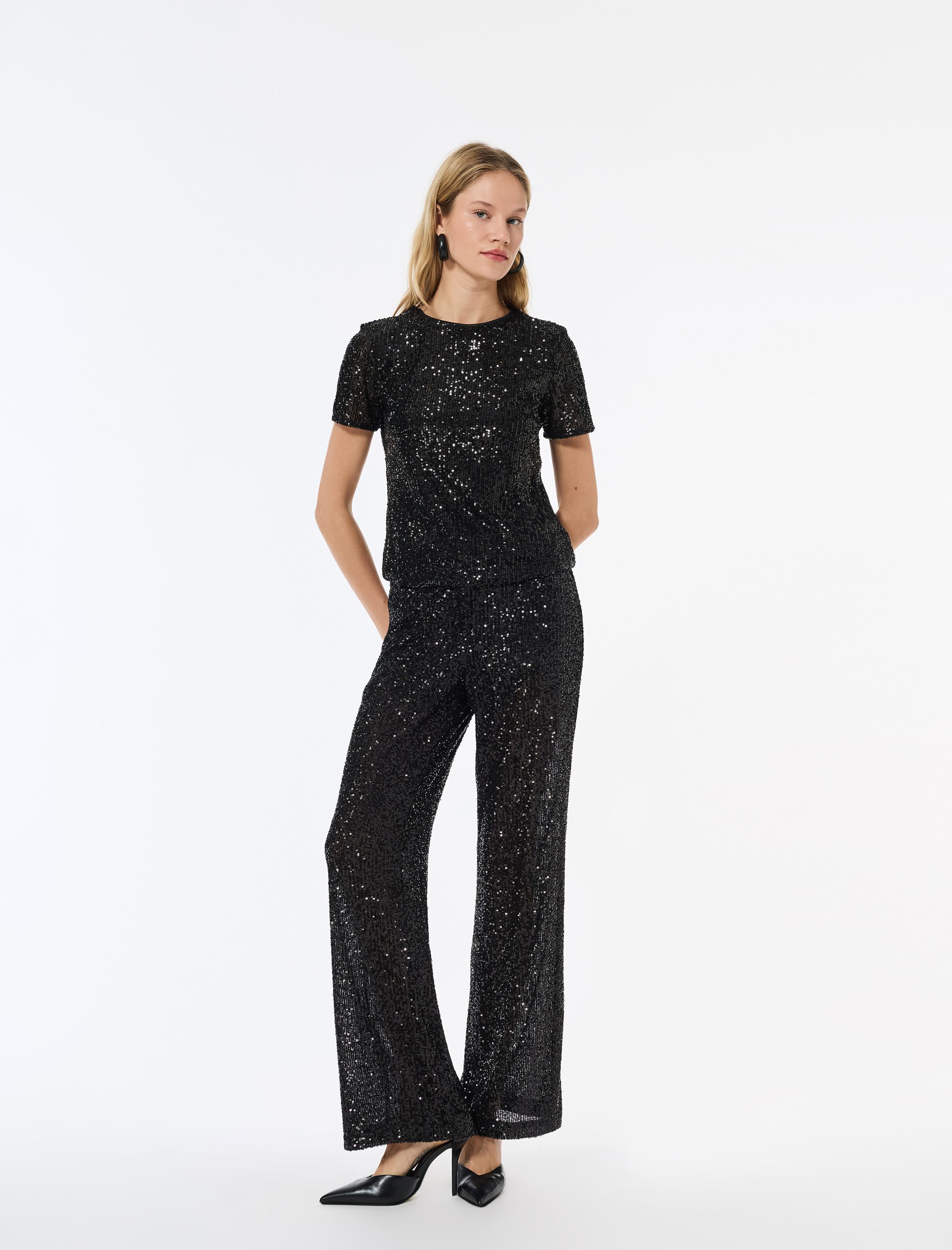   Kısa Kollu Bisiklet Yaka Pullu Payetli Abiye Bluz