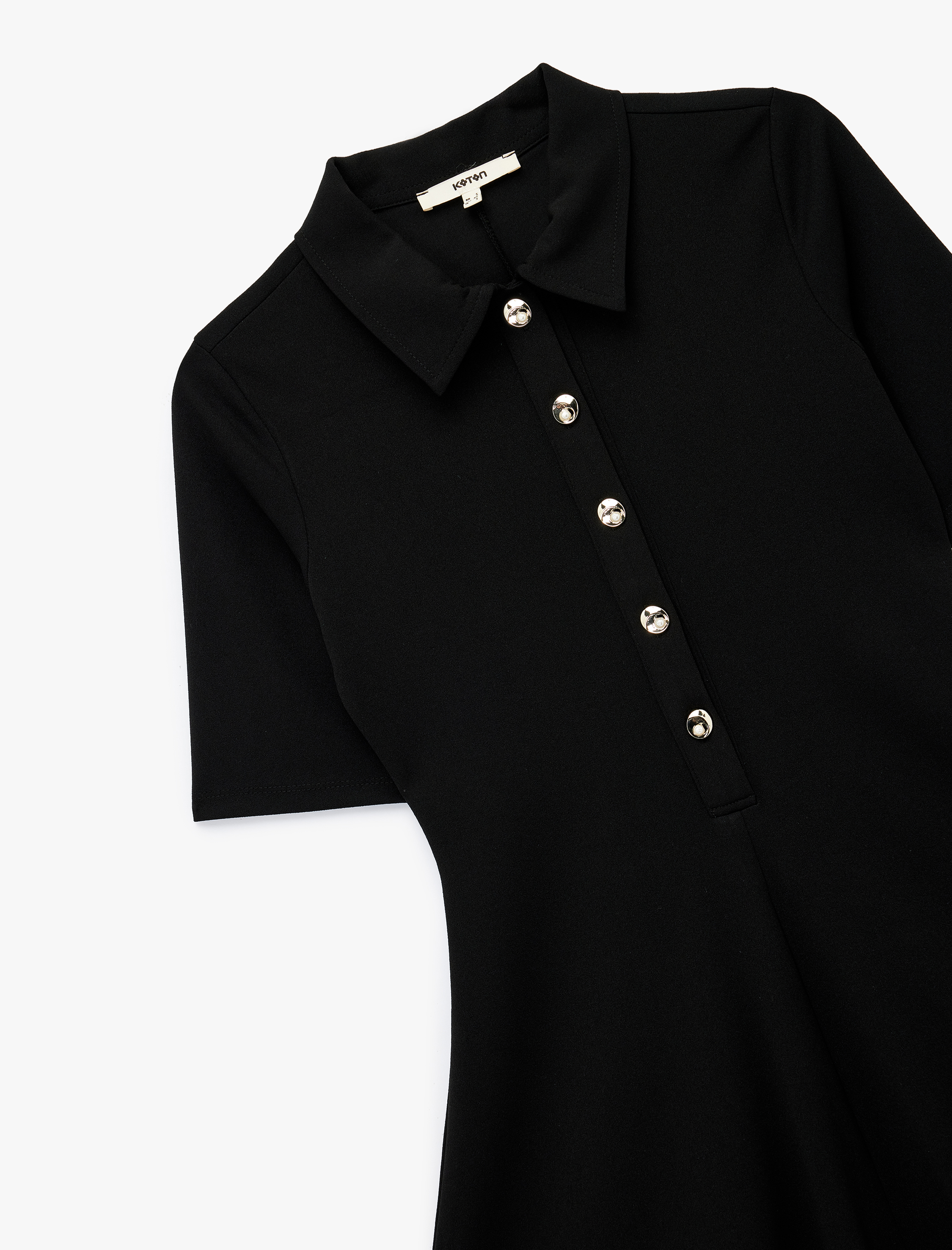   Slim Fit Kısa Kollu Yarım Düğme Detaylı Polo Yaka Mini Şort Tulum