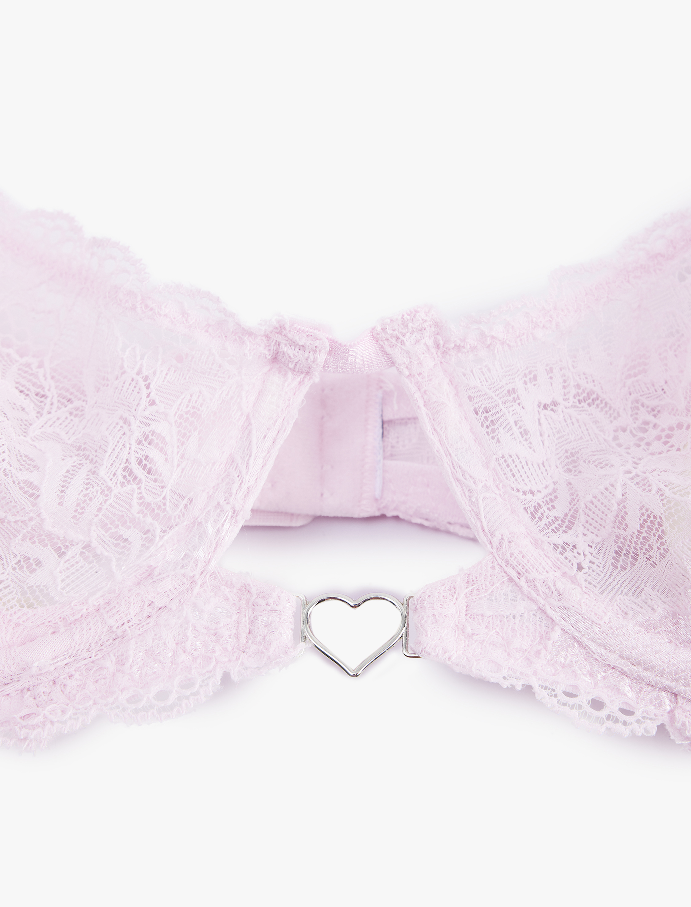   Kalp Toka Detaylı Rahat Kalıp Dantelli Dolgusuz Balenli Tül Sütyen