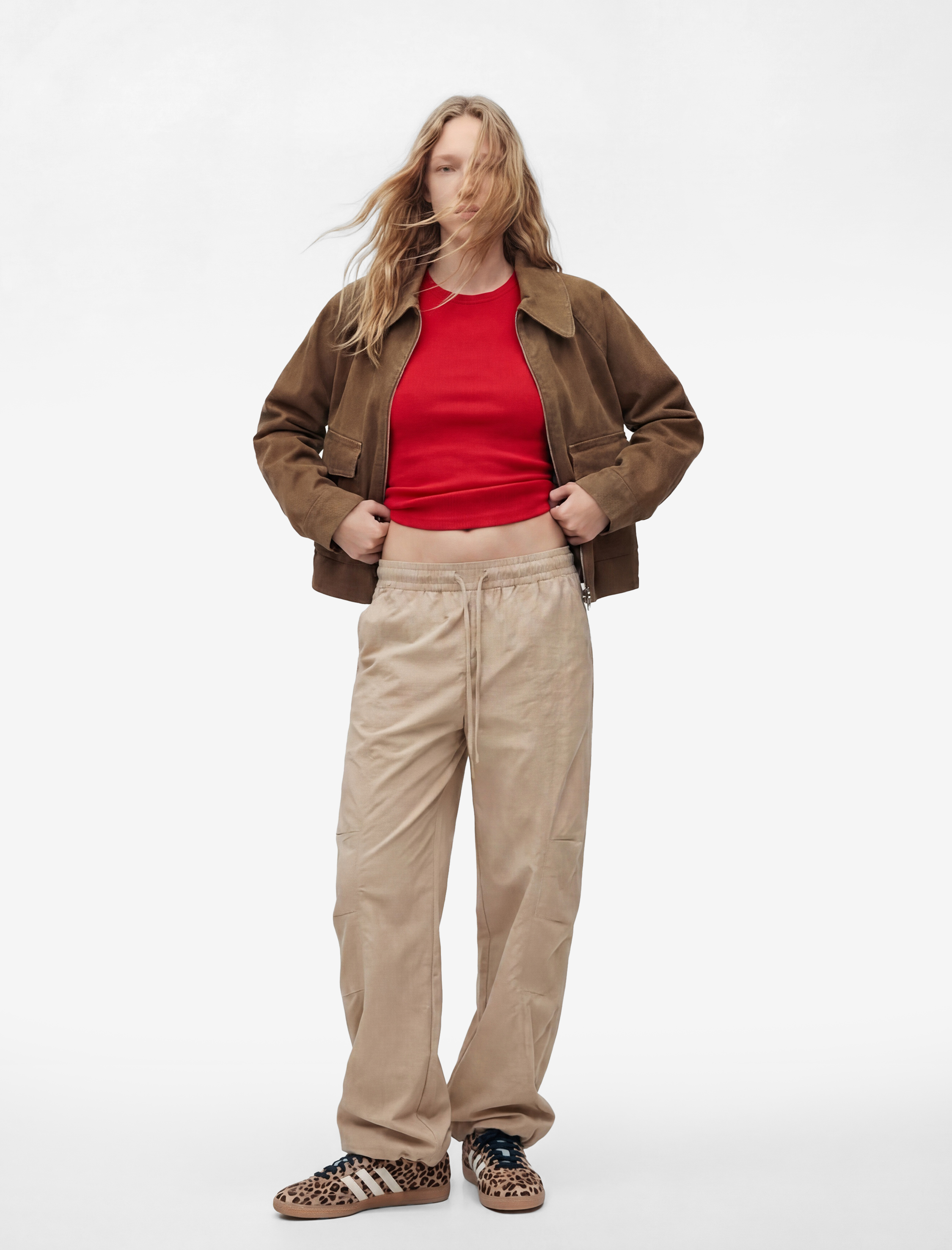 Klasik Yaka Fermuarlı Cep Detaylı Pamuklu Denim Ceket