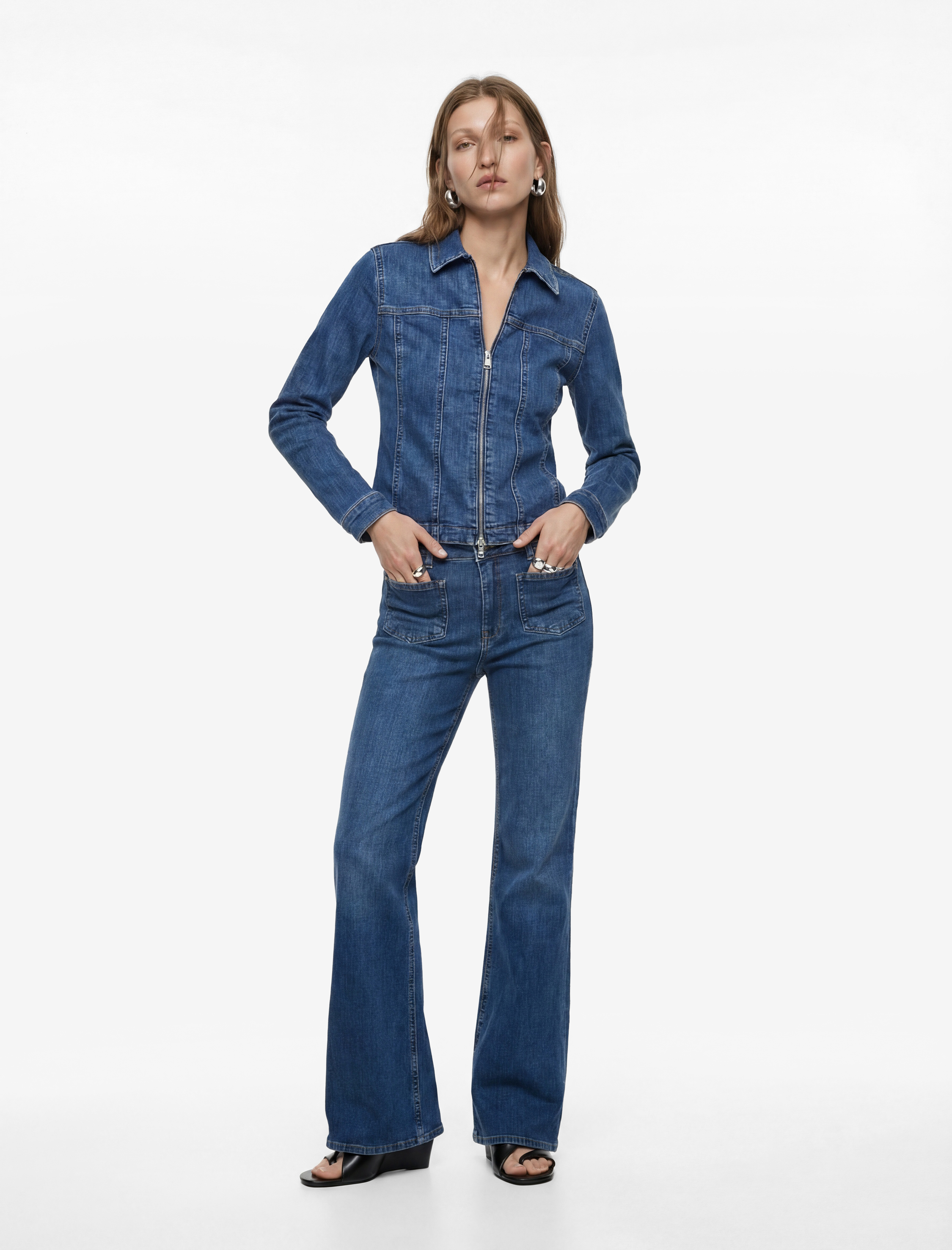 Slim Fit Uzun Kollu Klasik Yaka Fermuarlı Denim Ceket