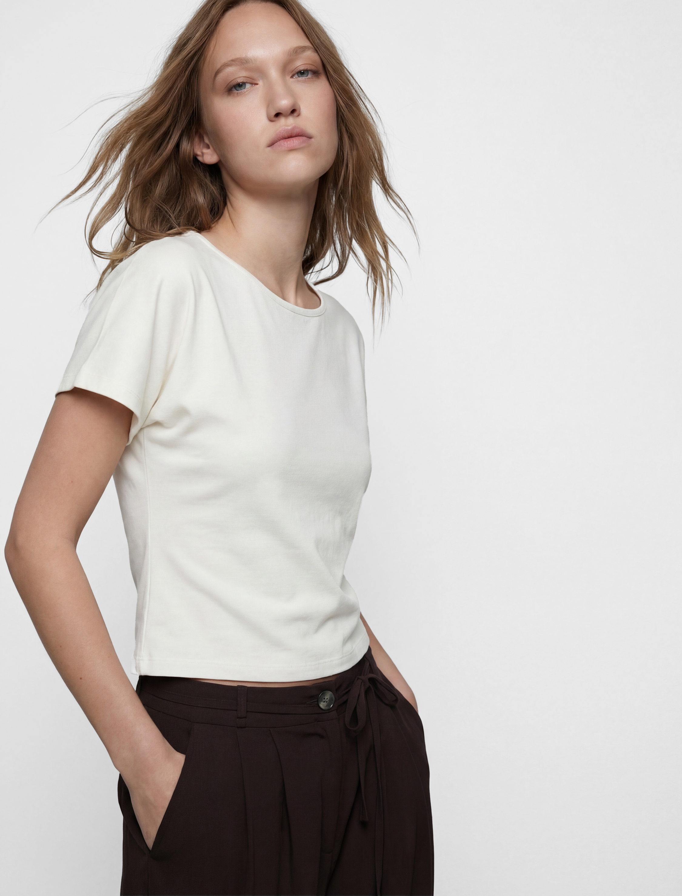 Beli Bağcıklı Cep Detaylı Geniş Paça Kumaş Pantolon - Görsel 3