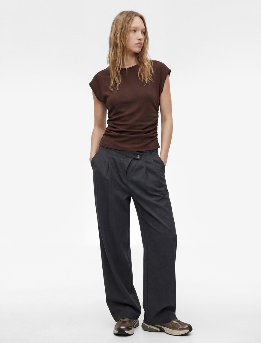 Koton Kadın Slim Fit Kısa Kollu Bisiklet Yaka Büzgülü Tişört