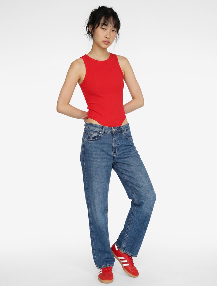  Çıtçıt Düğme Detaylı Kolsuz Bisiklet Yaka Bodysuit