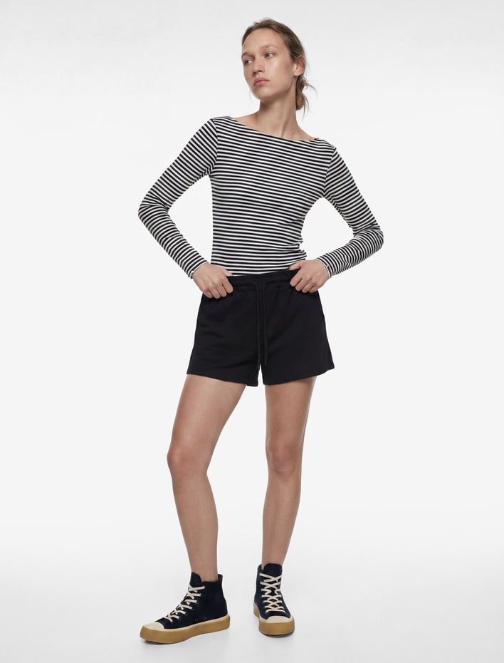  Beli Bağcıklı Cepli Modal Karışımlı Mini Şort